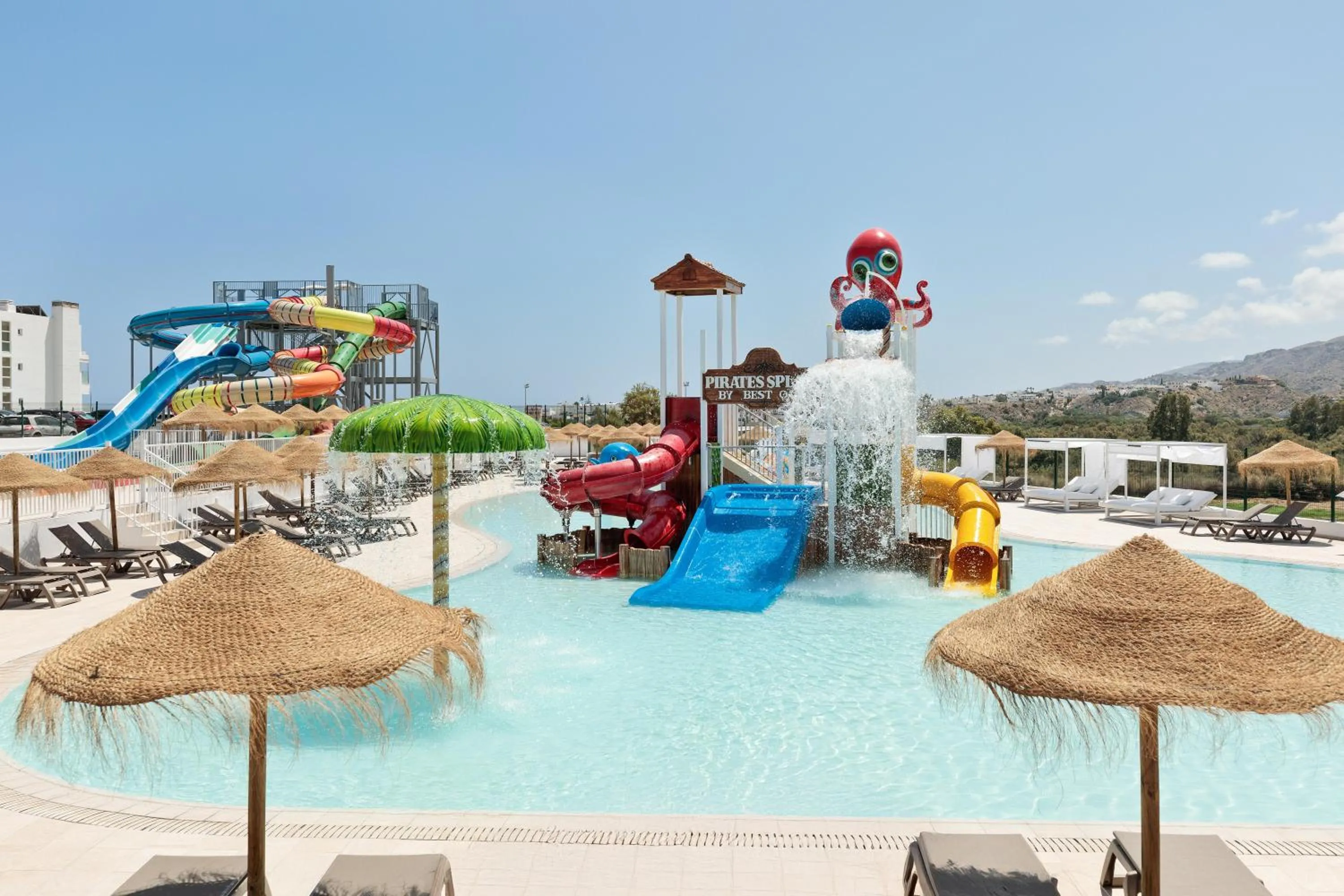 Swimming pool in Hotel Best Oasis Tropical