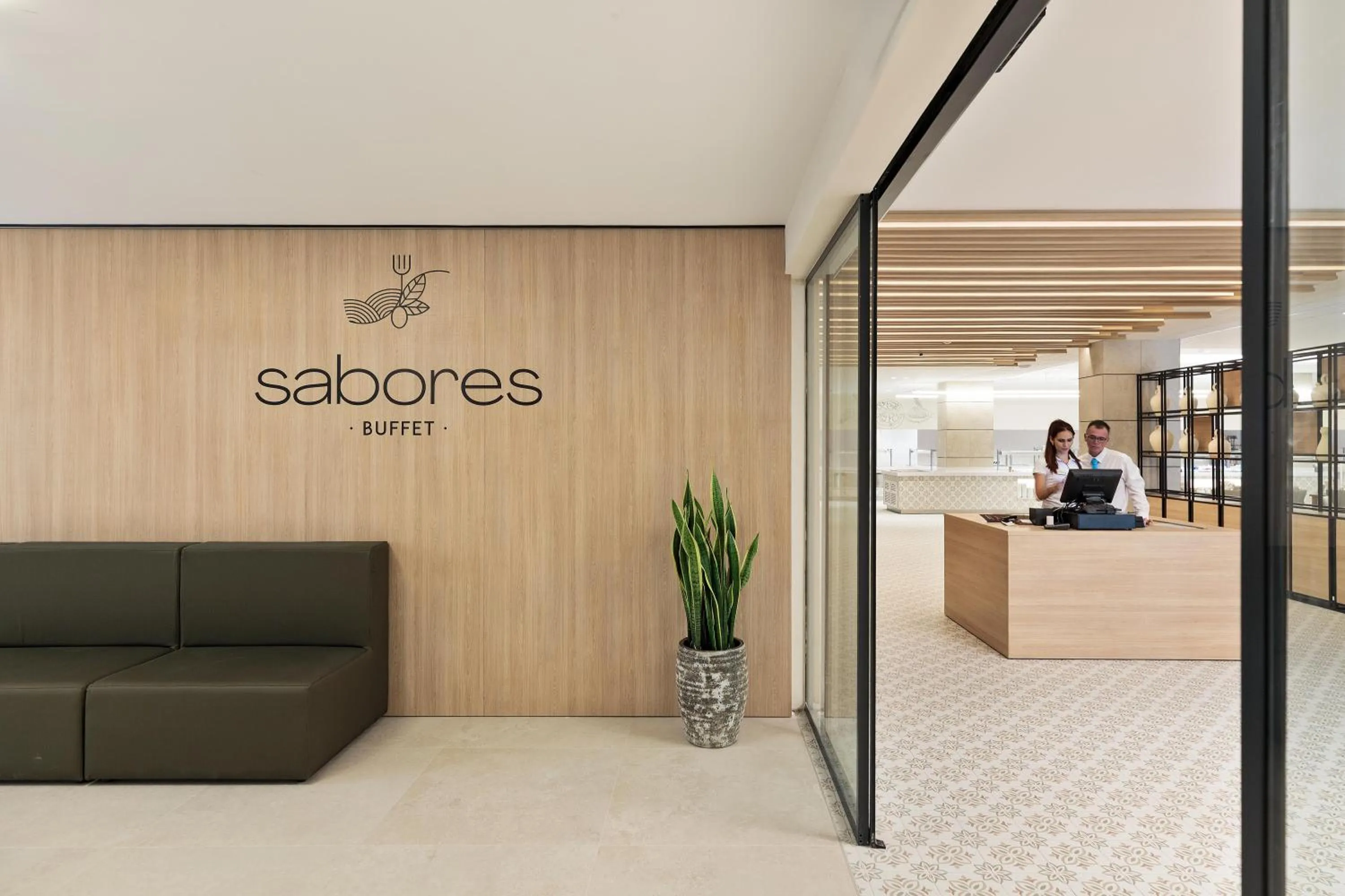 Restaurant/places to eat in Hotel Best Oasis Tropical