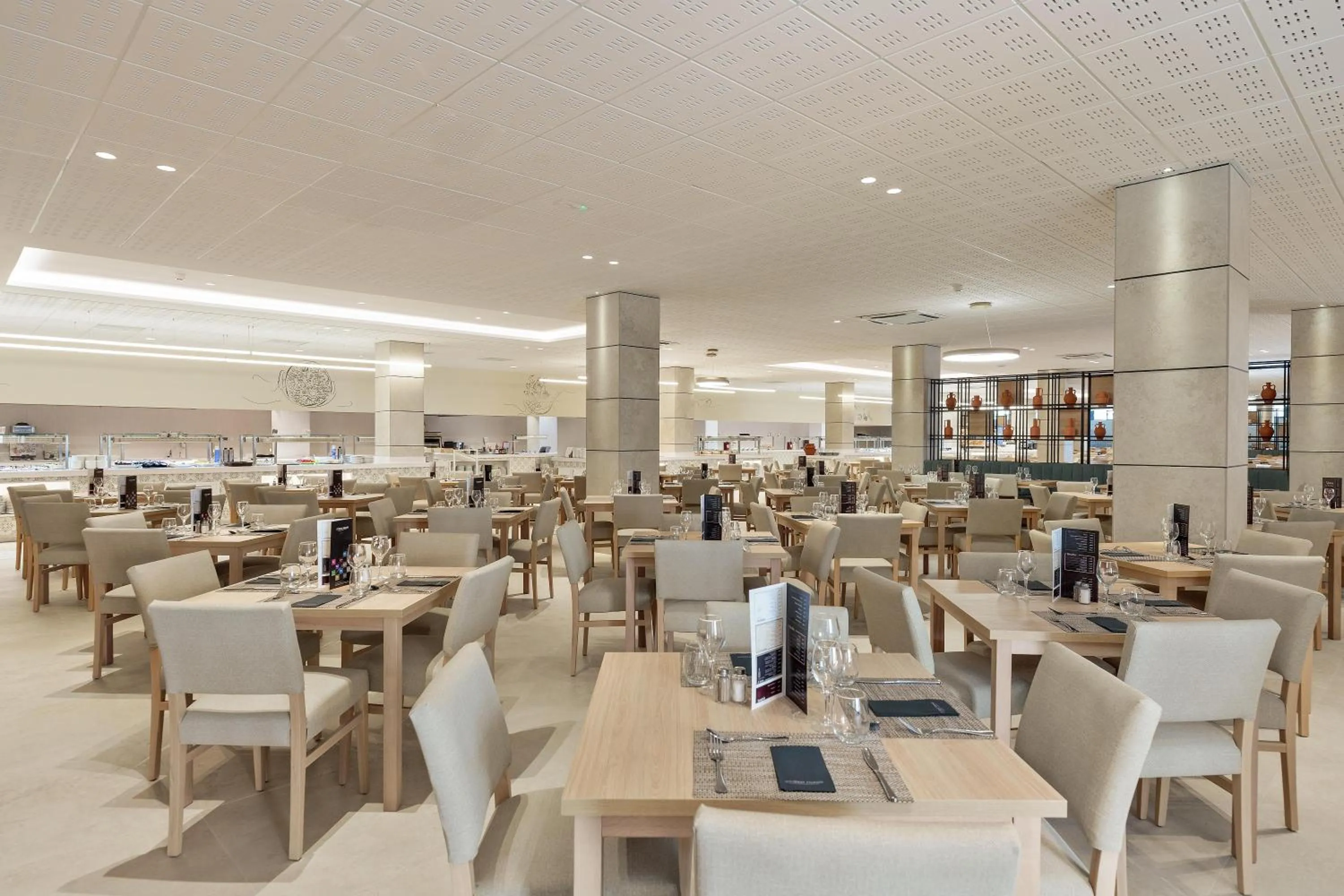 Restaurant/places to eat in Hotel Best Oasis Tropical