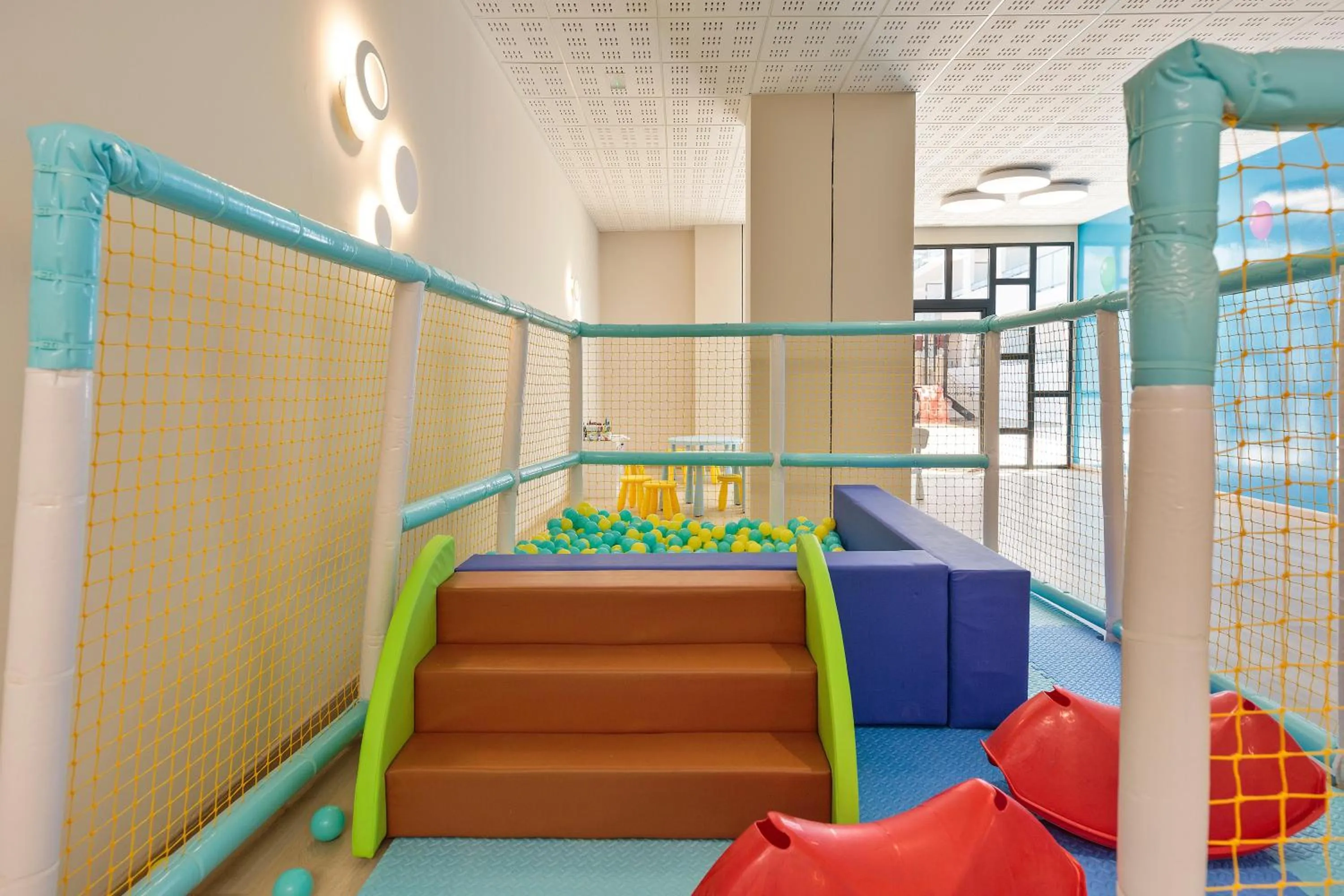 children in Hotel Best Oasis Tropical