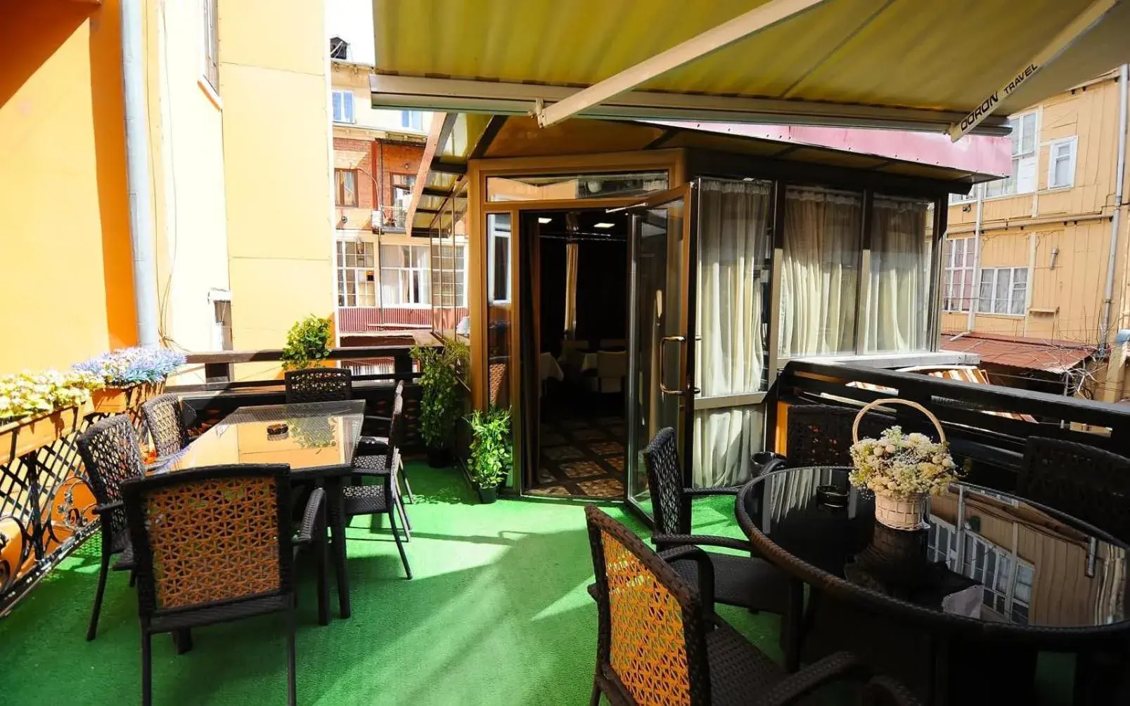 Two-Bedroom Suite in Hotel Old Rustaveli Two-Bedroom Suite in Hotel Old Rustaveli