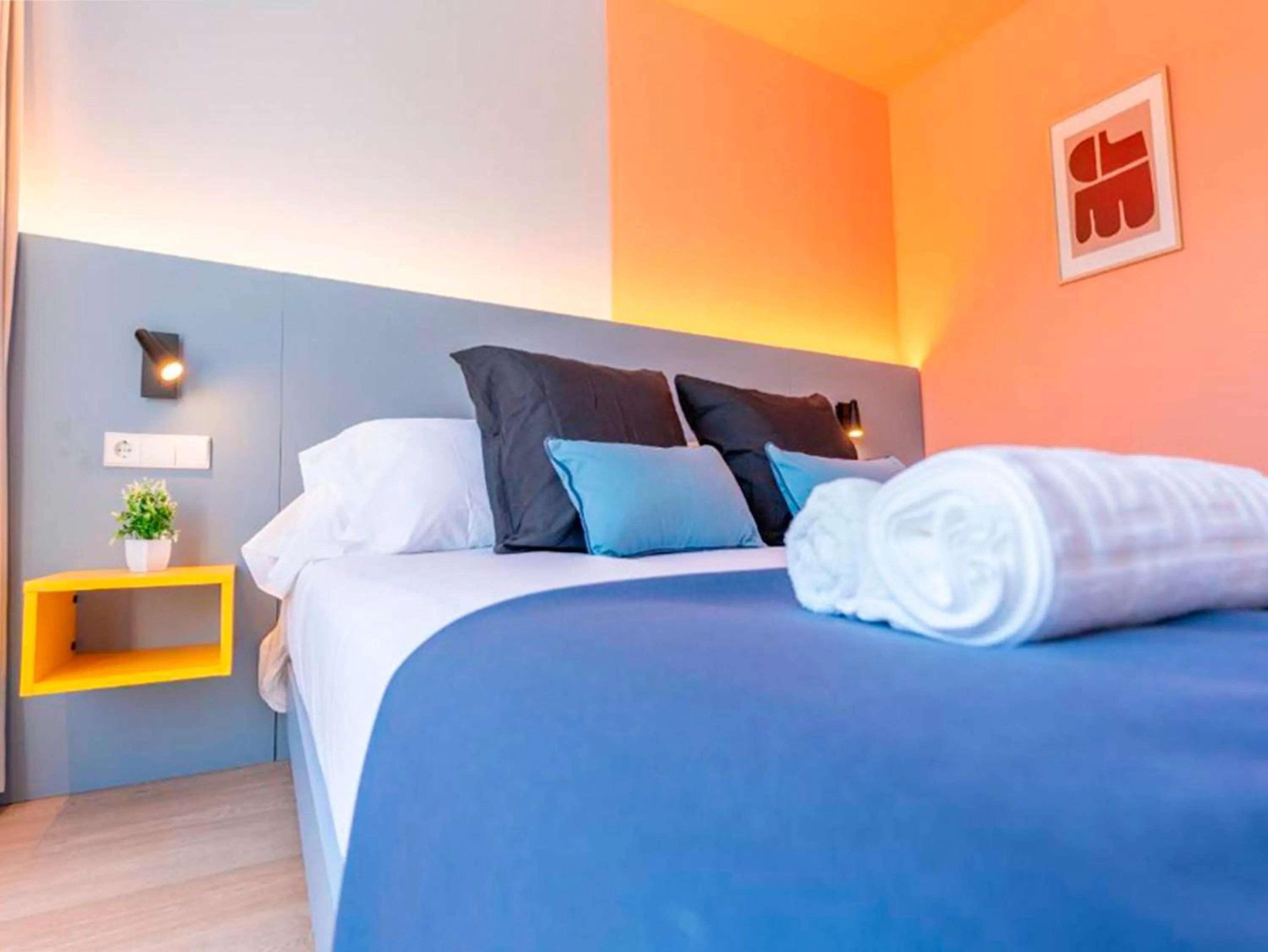 Bed in La marina sunset 3000