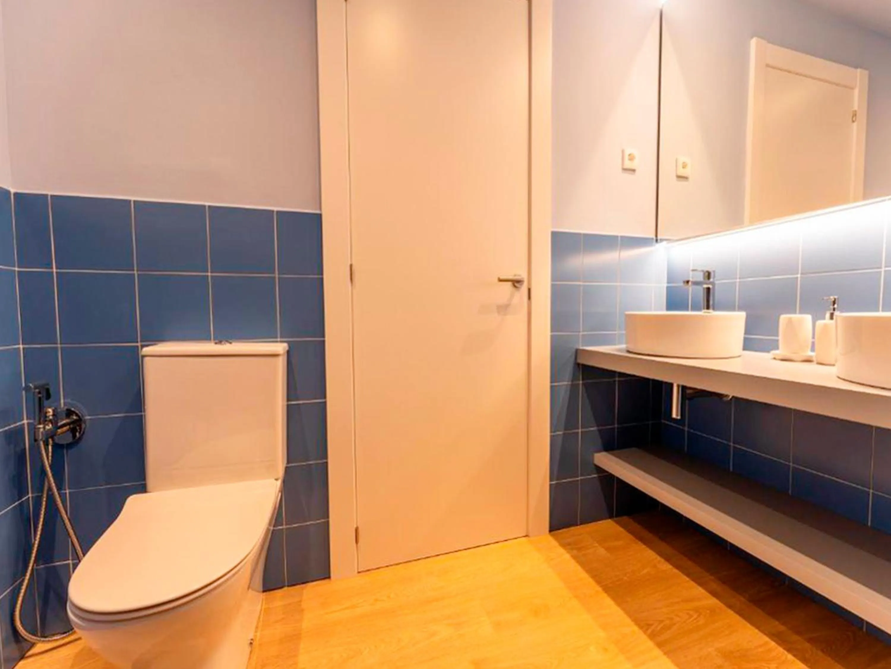 Toilet in La marina sunset 3000