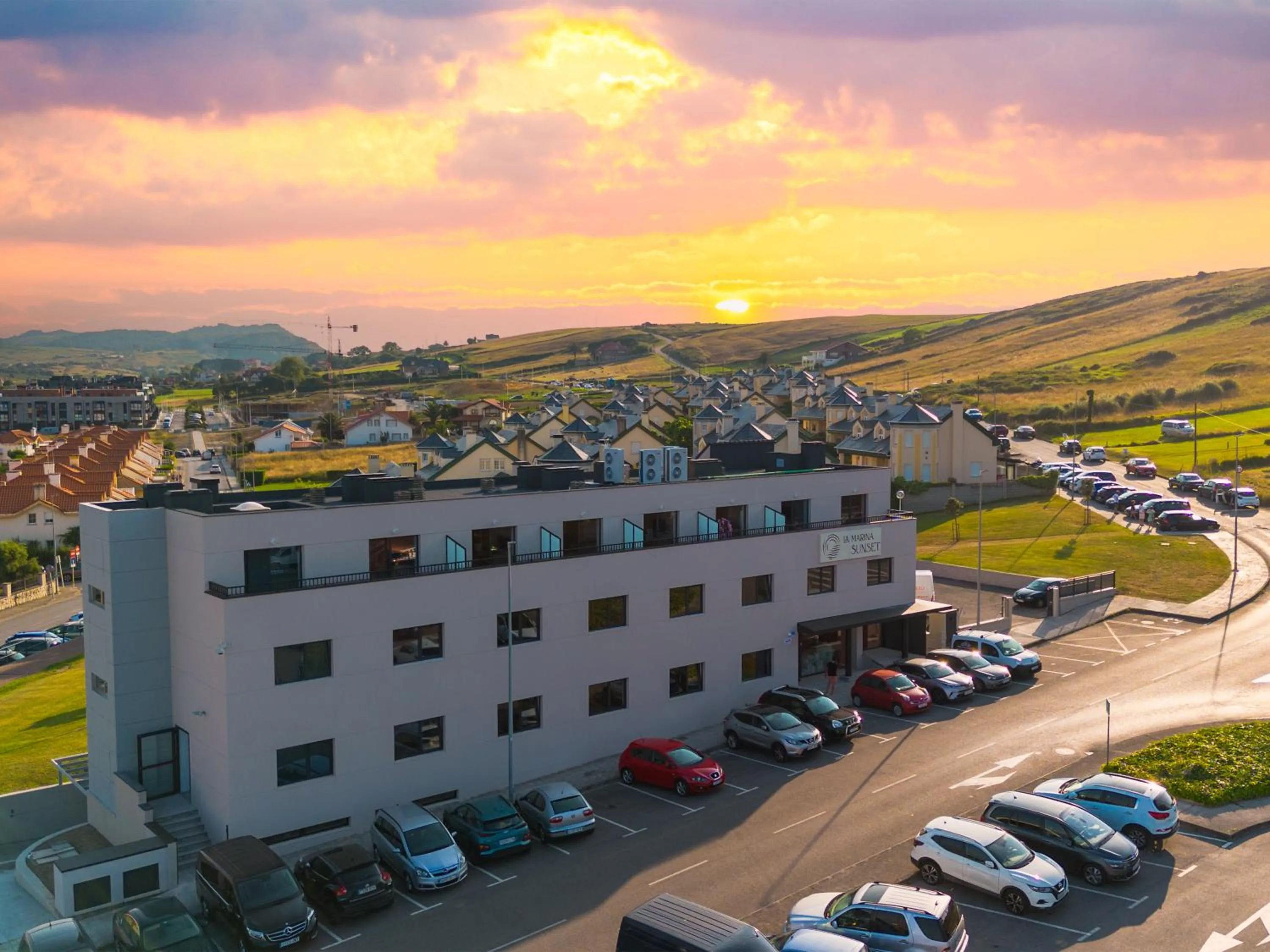 Property building in La marina sunset 3000