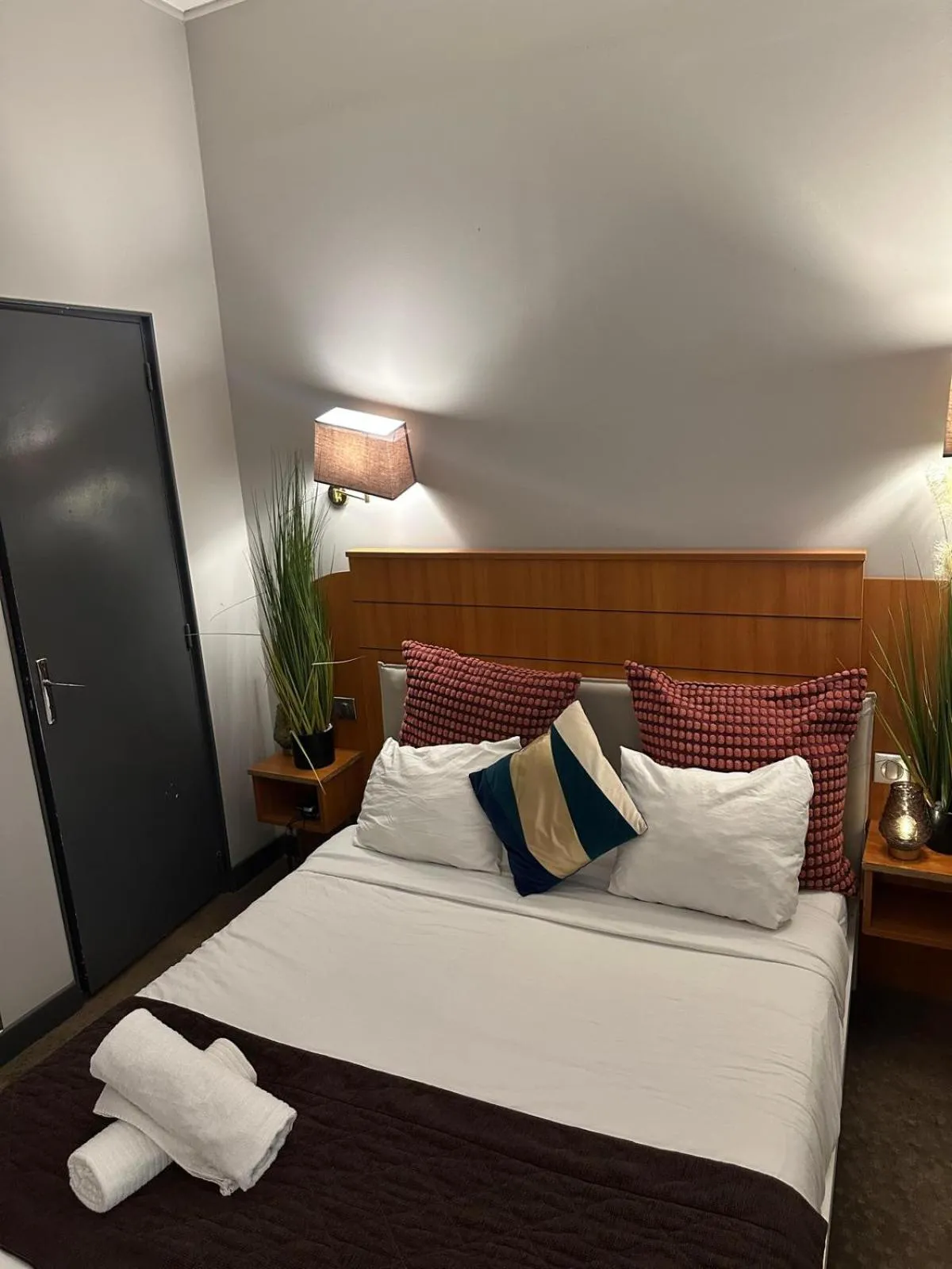 Bed in Hôtel Astrid