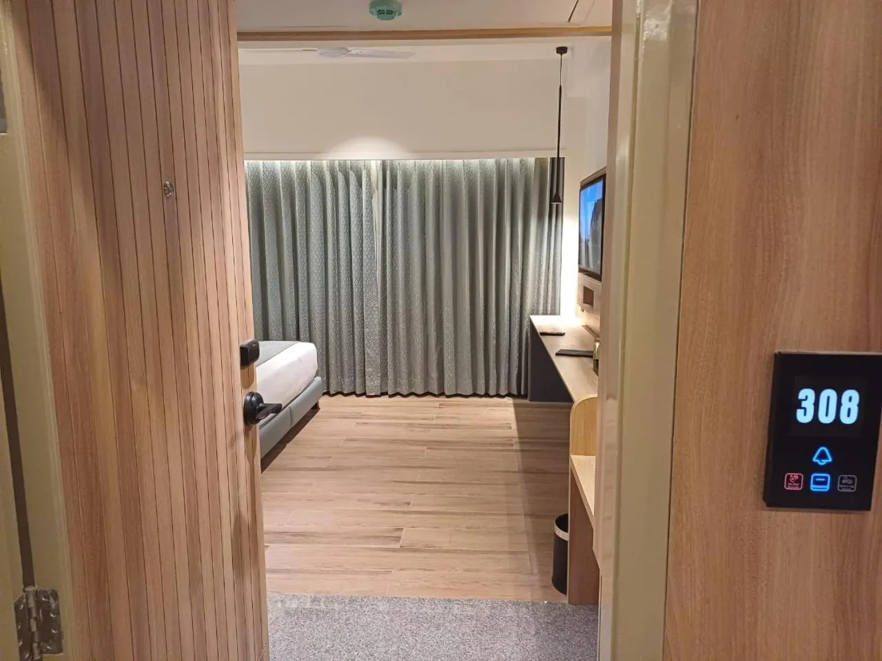 Bed in Hotel Raai Hosur