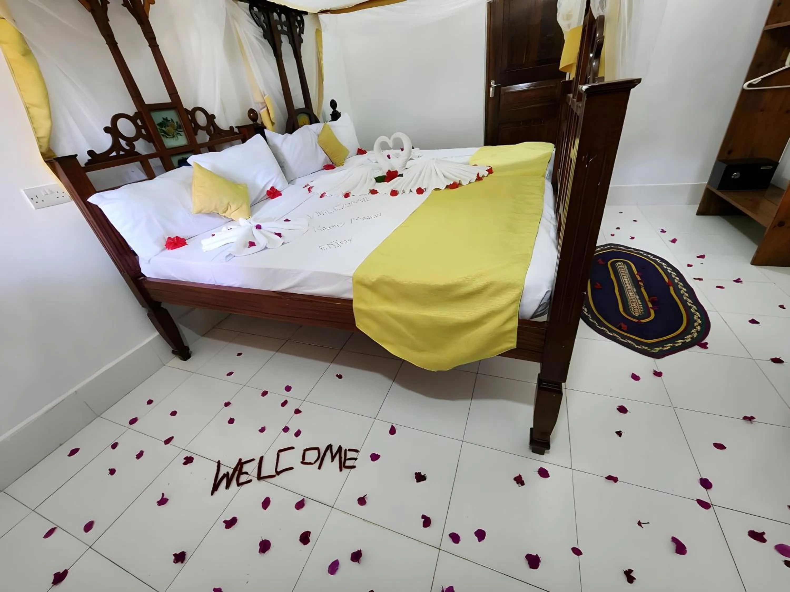 Bedroom, Bed in Seagull Nungwi Resort