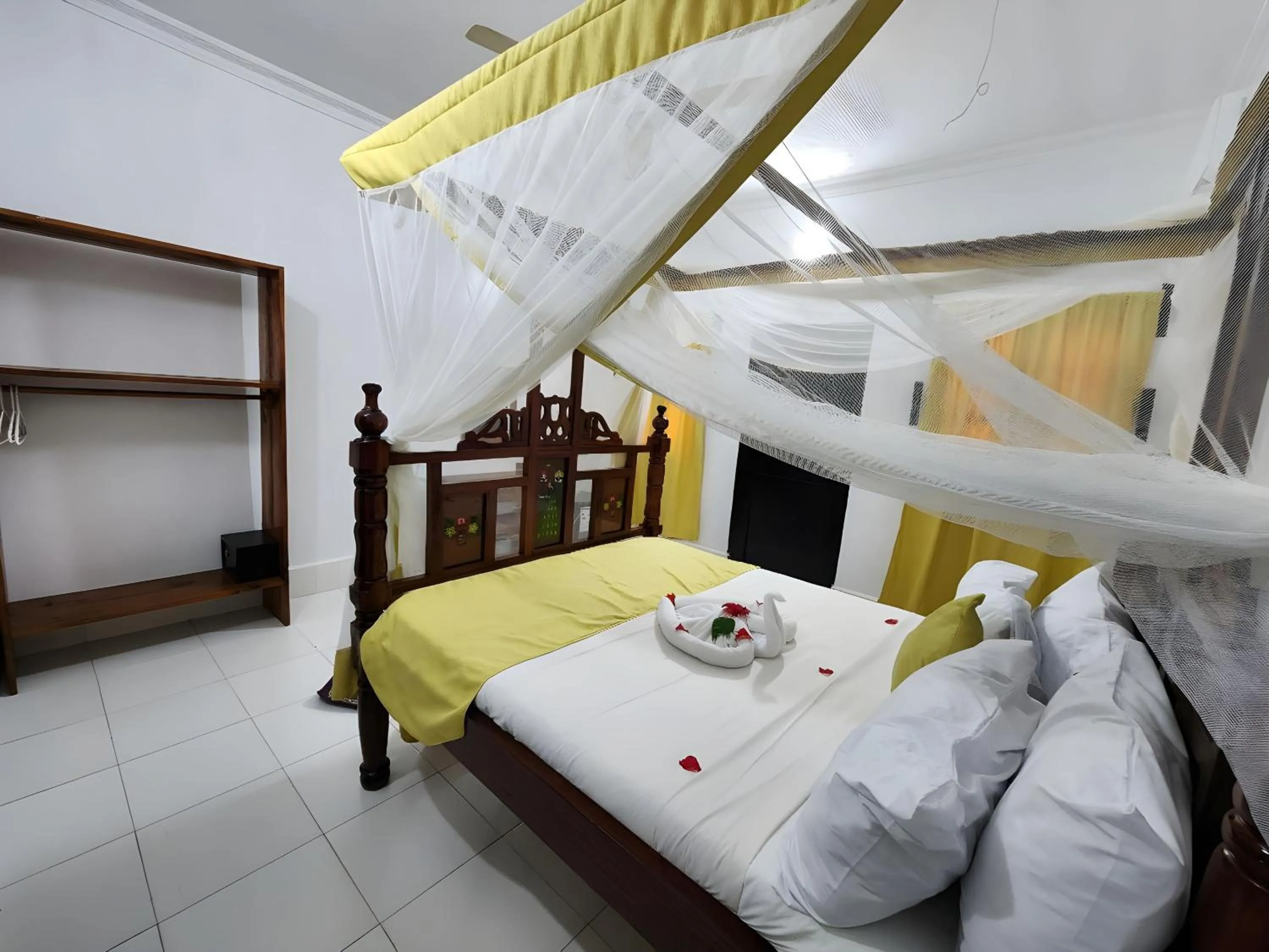 Bedroom, Bed in Seagull Nungwi Resort