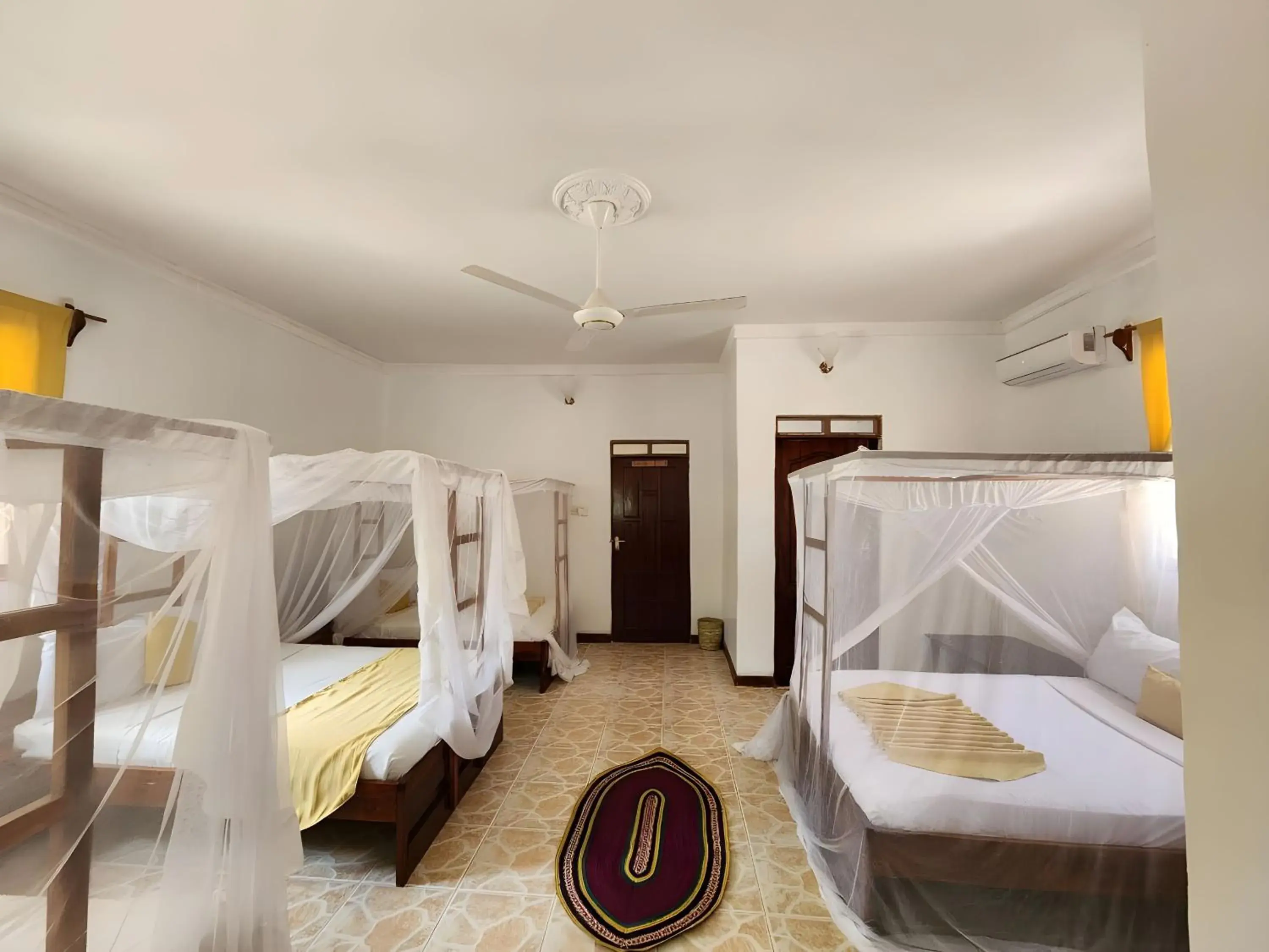 Quadruple Room with Garden View in Seagull Nungwi Resort Quadruple Room with Garden View in Seagull Nungwi Resort