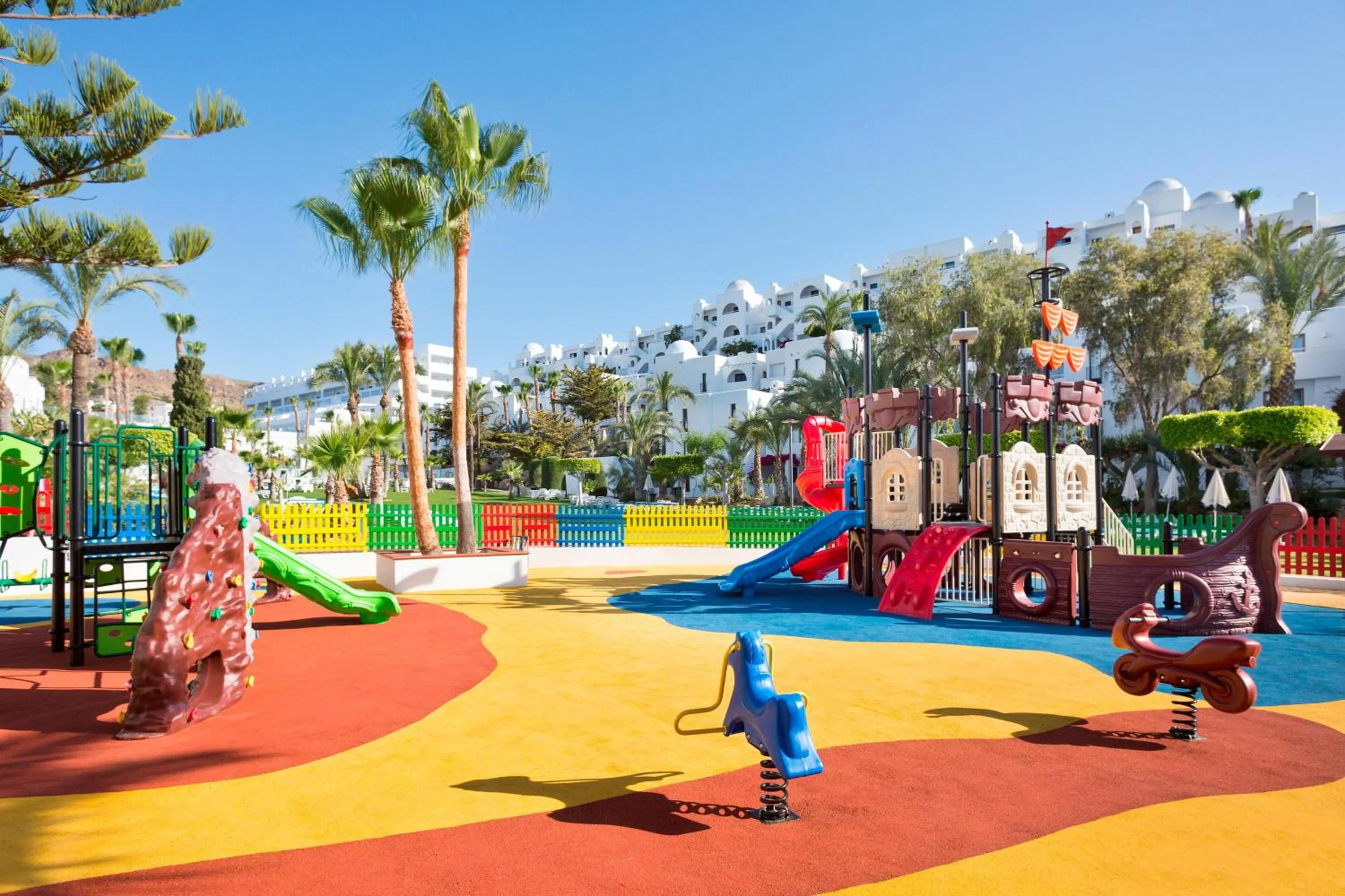 children in Best Club Vacaciones Pueblo Indalo