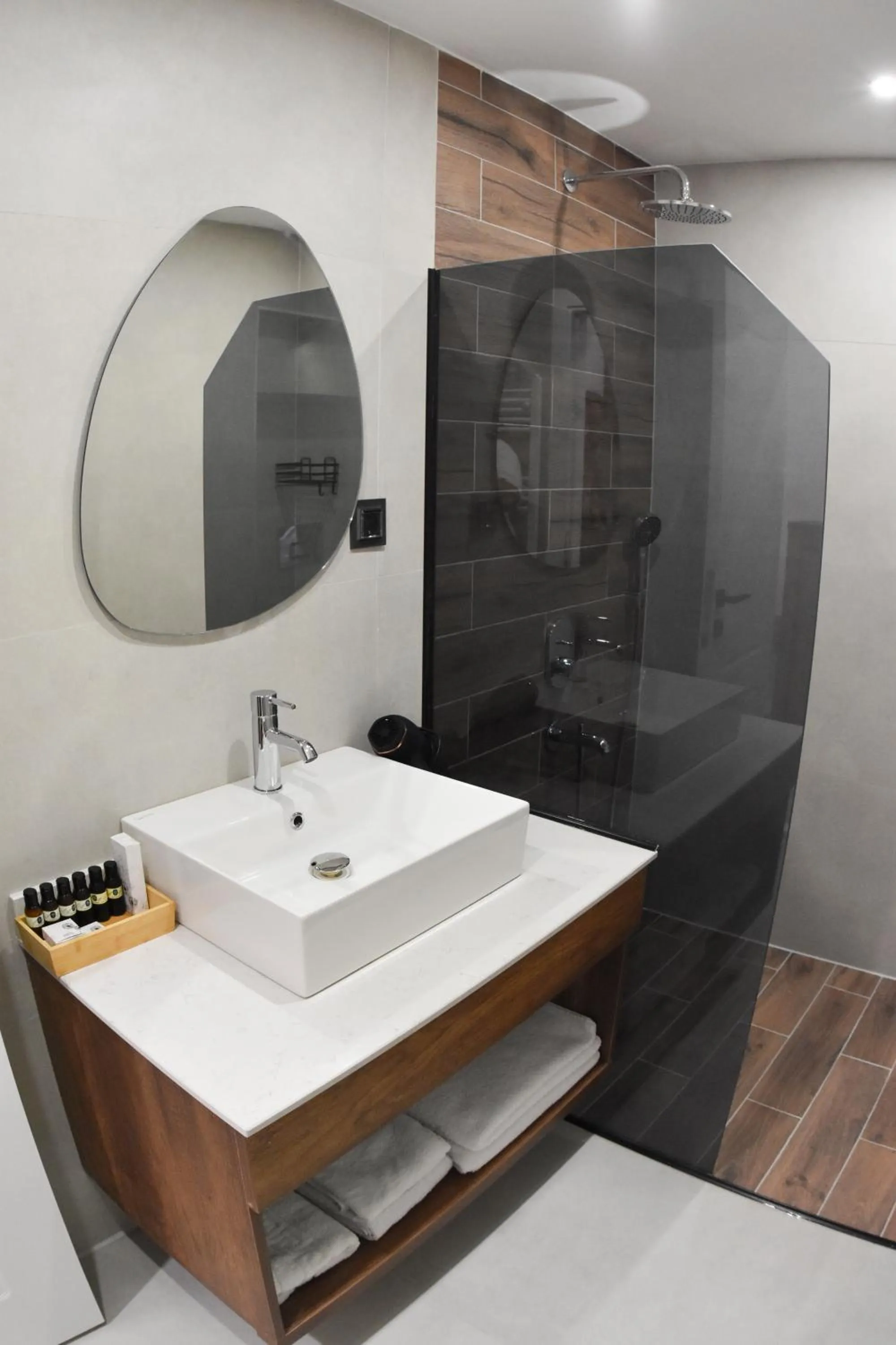 Shower in Amasya Atabey Konağı