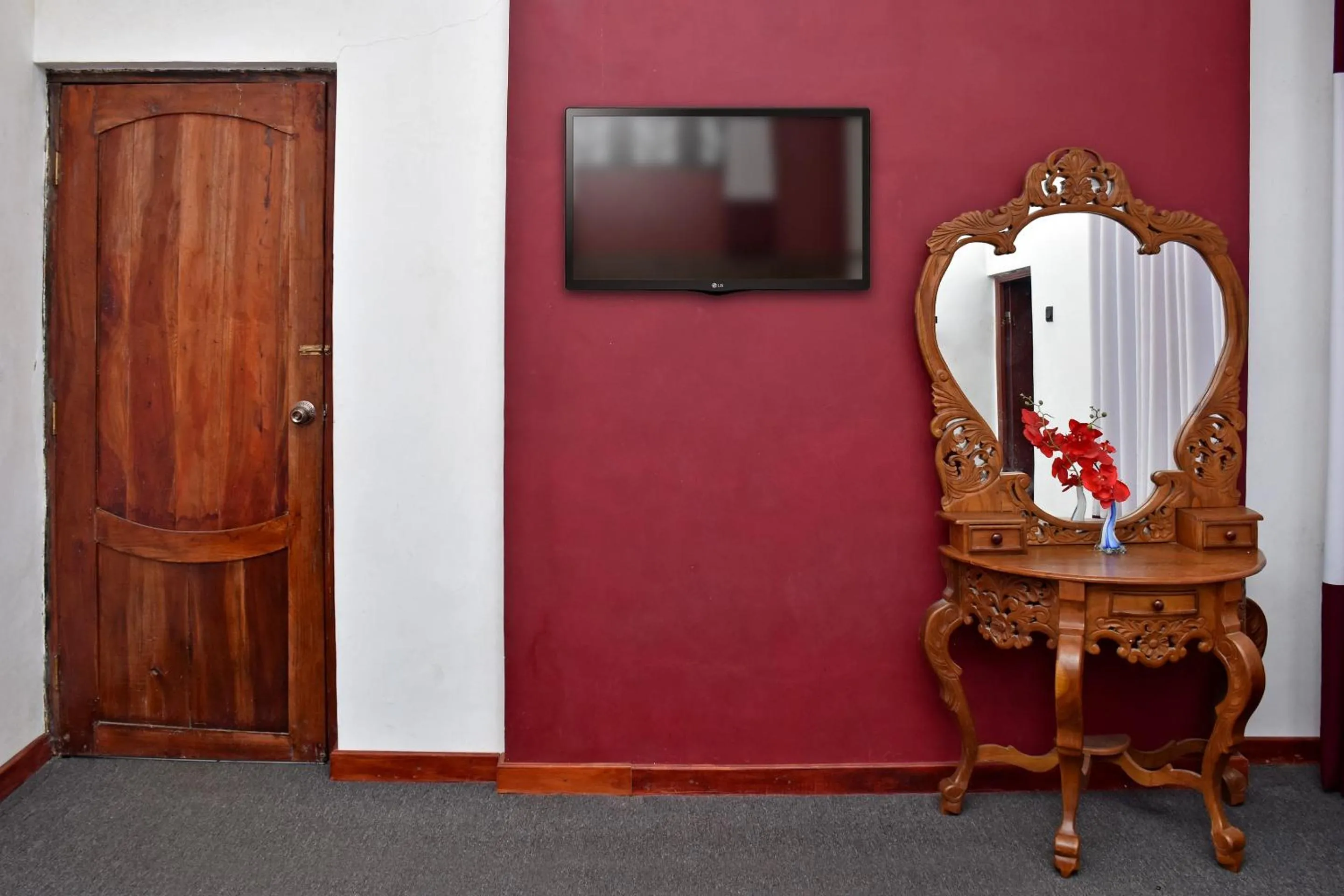 Bedroom in Roshan Guest House