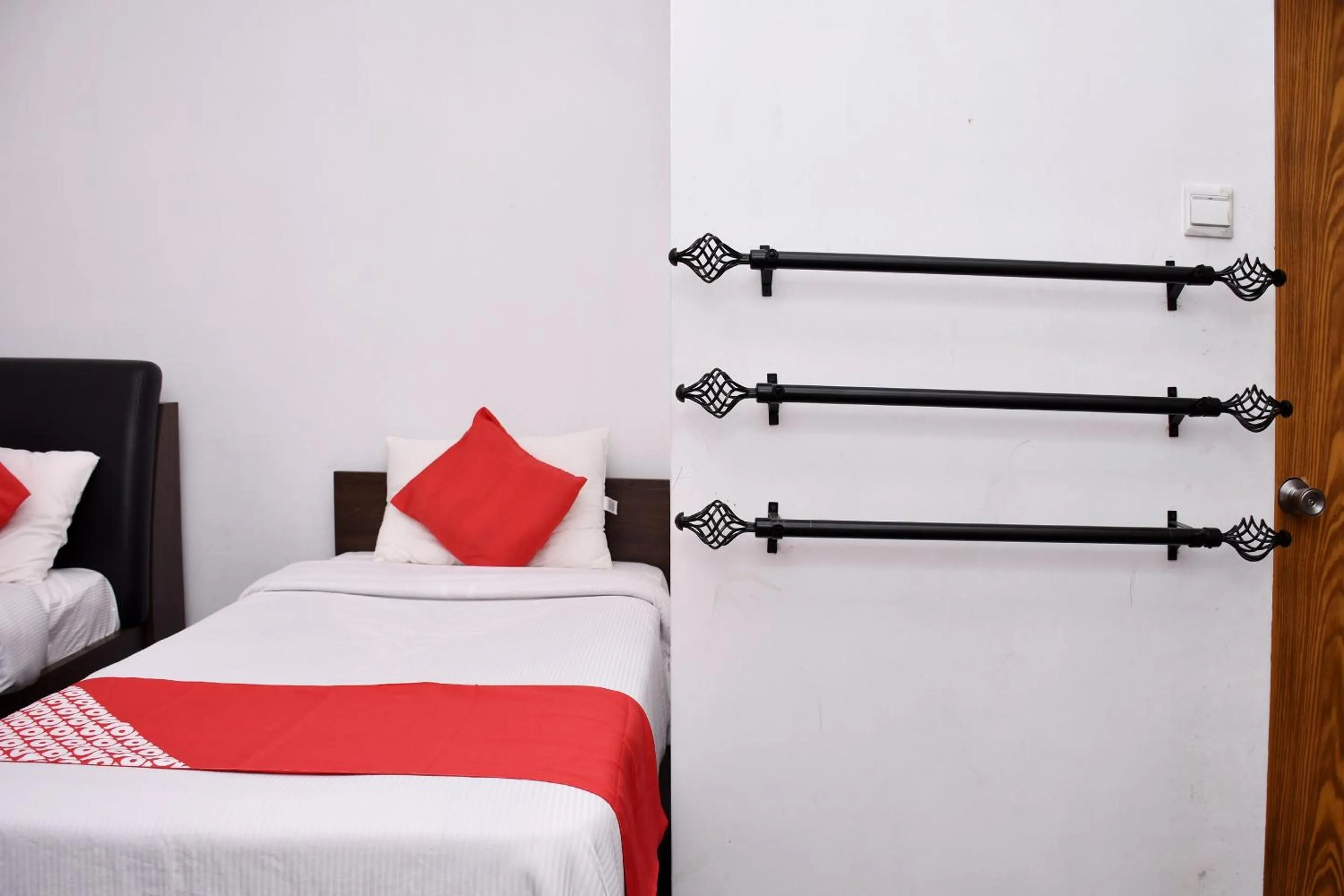 Bedroom, Bed in Roshan Guest House