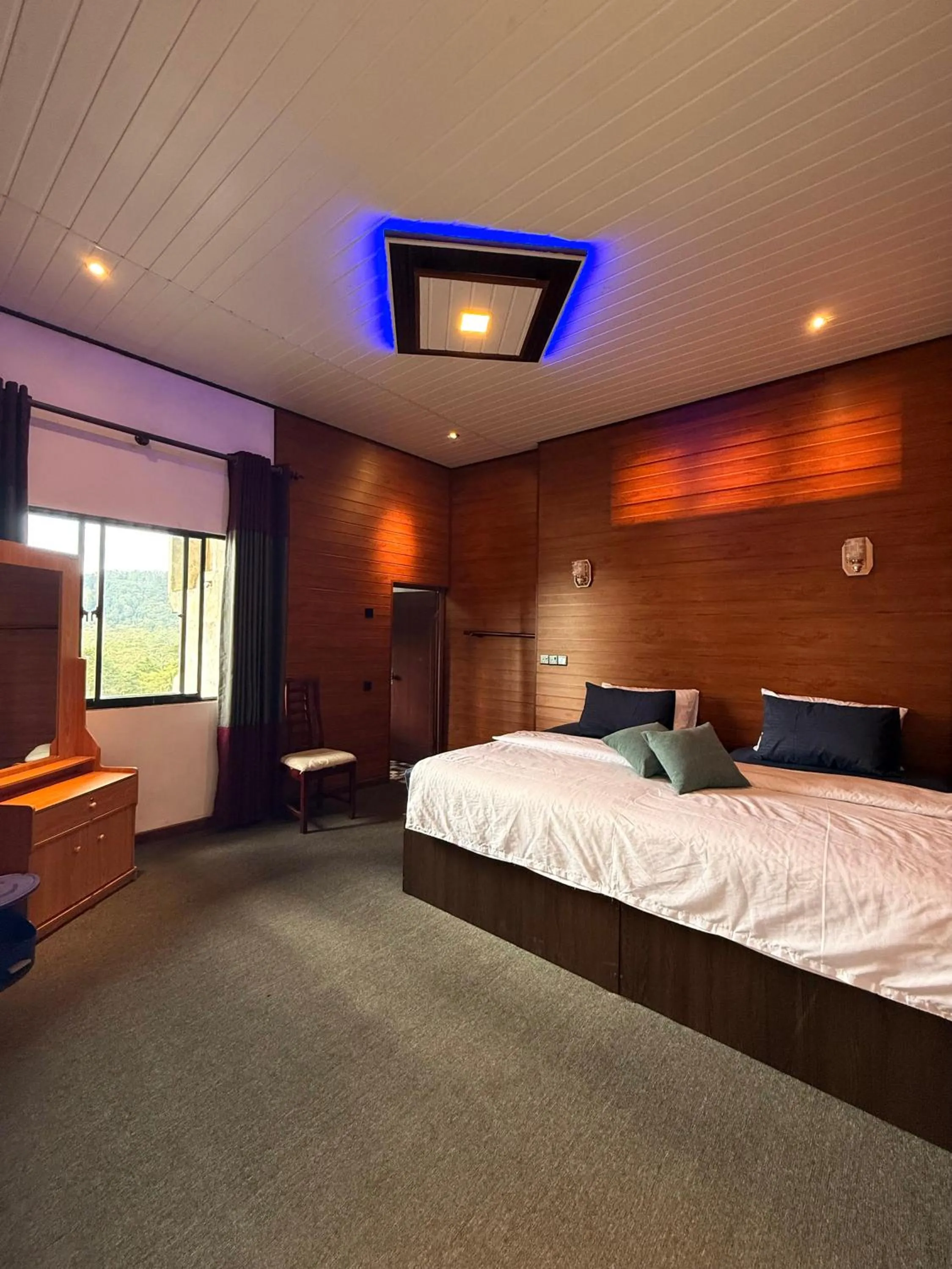 Roshan Guest House