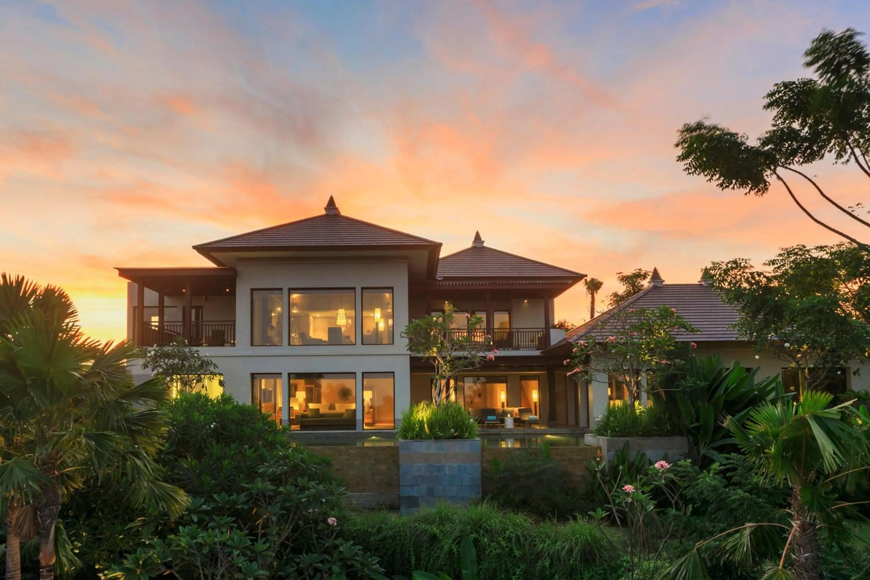 Swimming pool in The Ritz-Carlton Bali