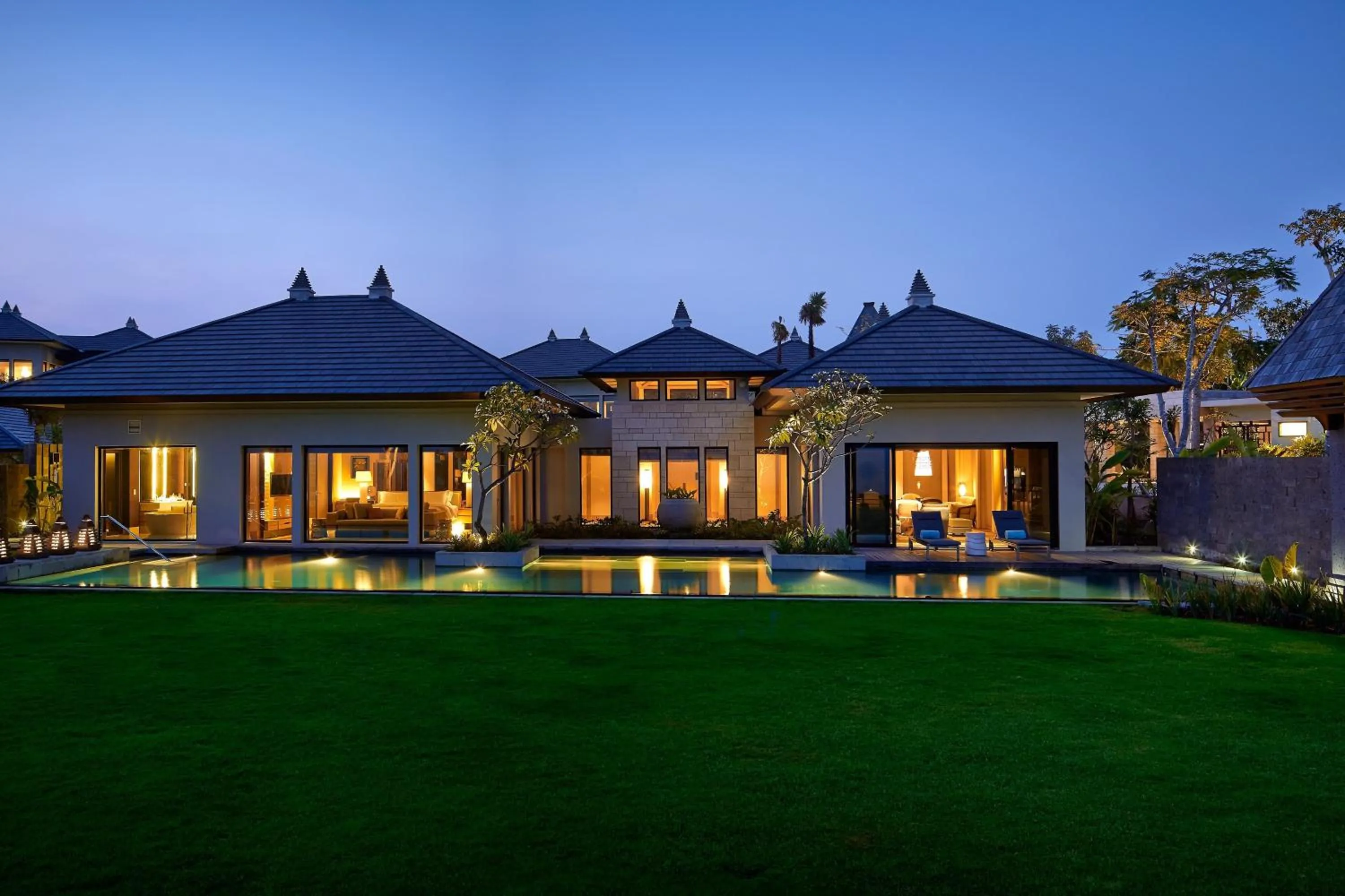 Swimming pool in The Ritz-Carlton Bali