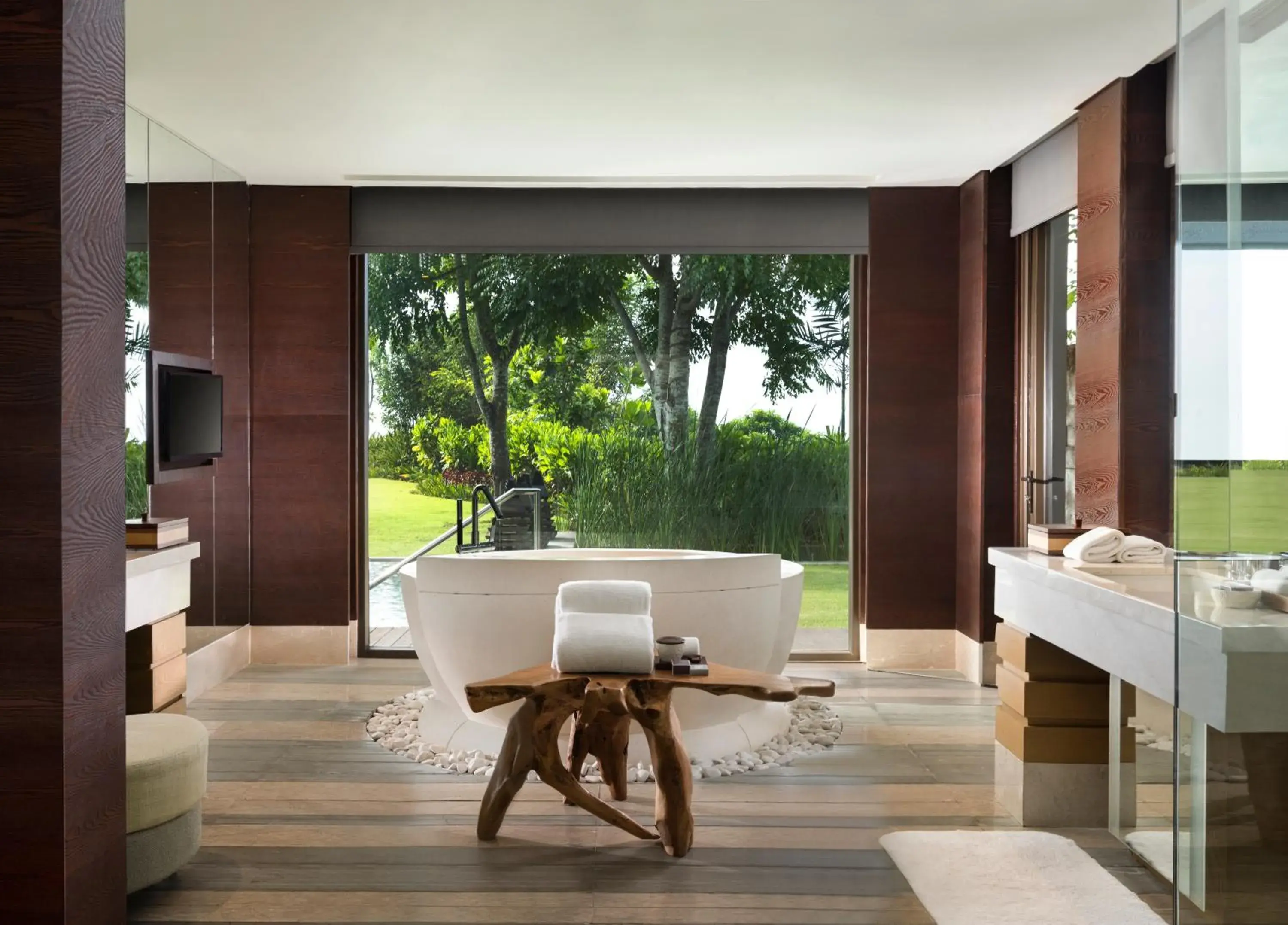 One-Bedroom Ocean View Villa with Free Daily Resort Activity in The Ritz-Carlton Bali One-Bedroom Ocean View Villa with Free Daily Resort Activity in The Ritz-Carlton Bali