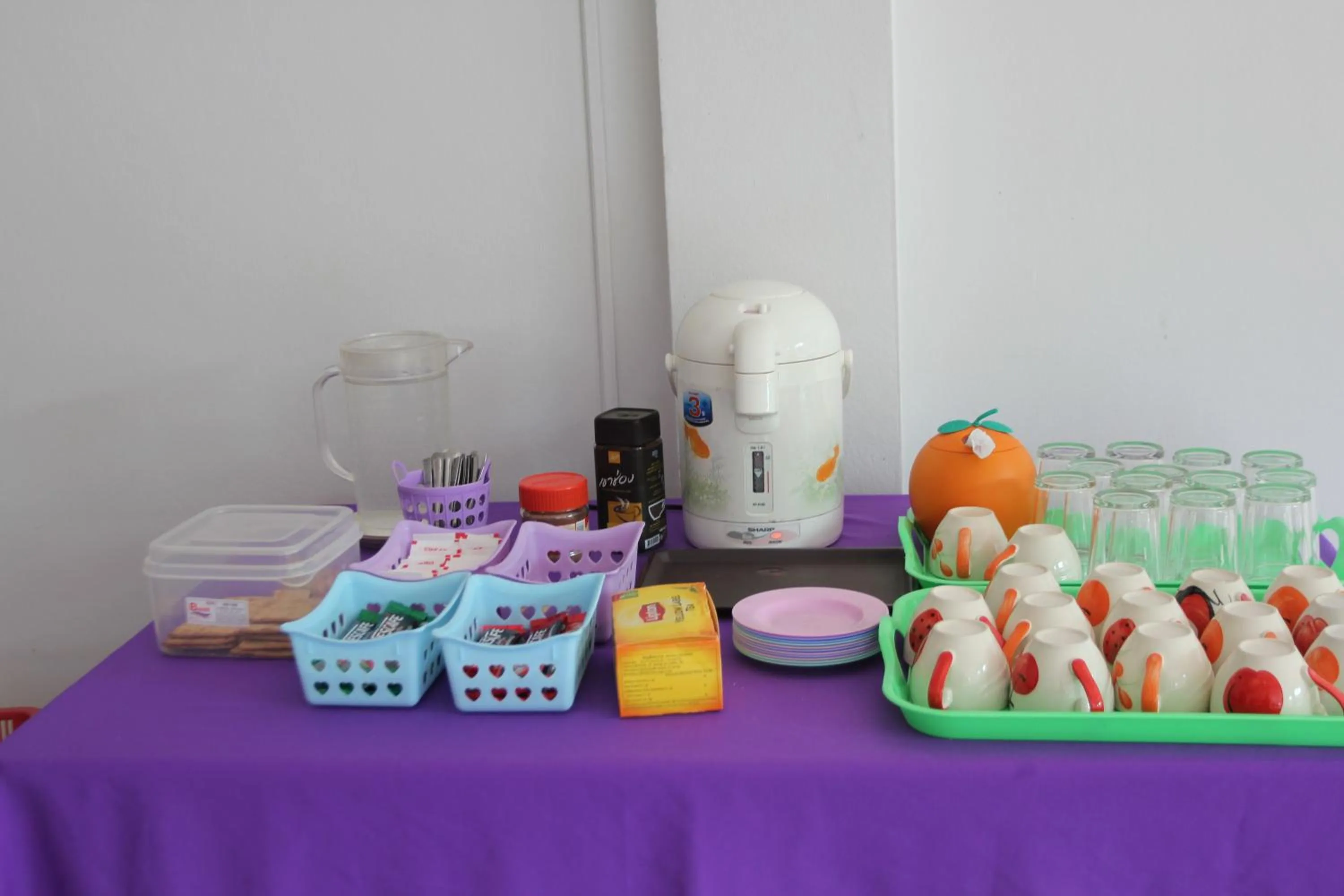 Coffee/tea facilities in N.D.Hotel