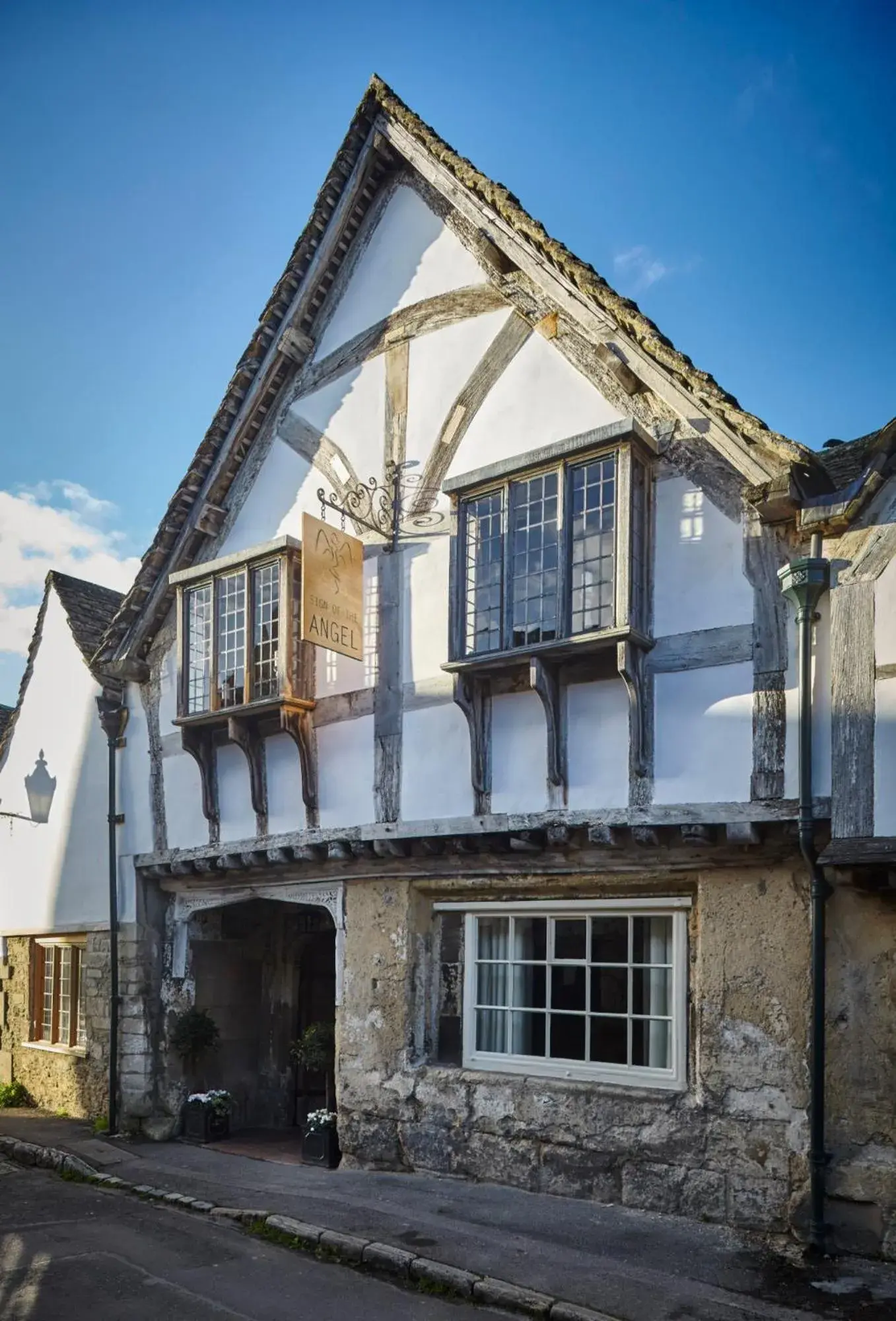 Sign of the Angel Sign of the Angel