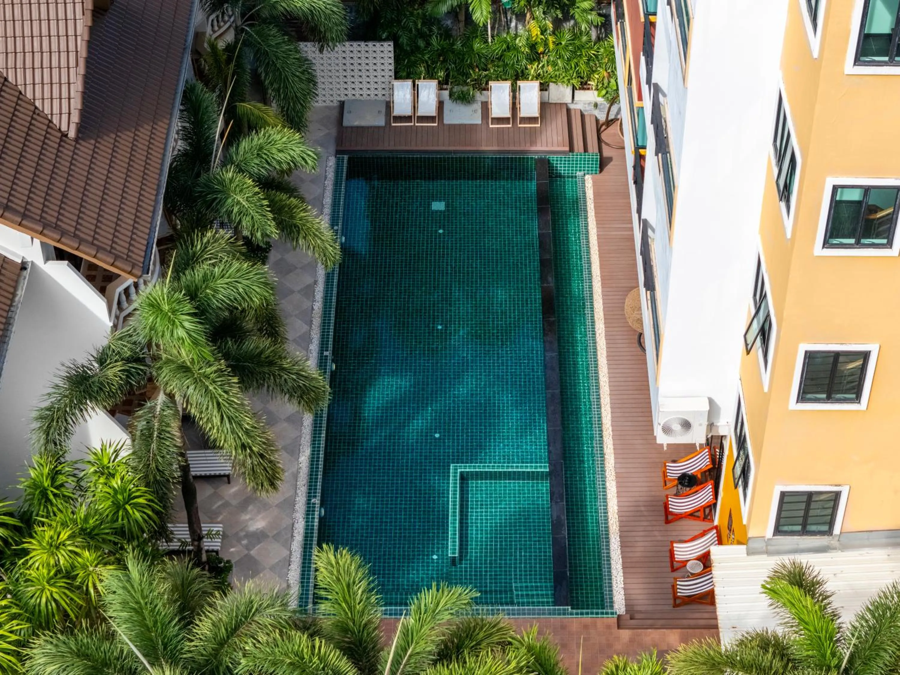 Property building in Buasri Boutique Patong