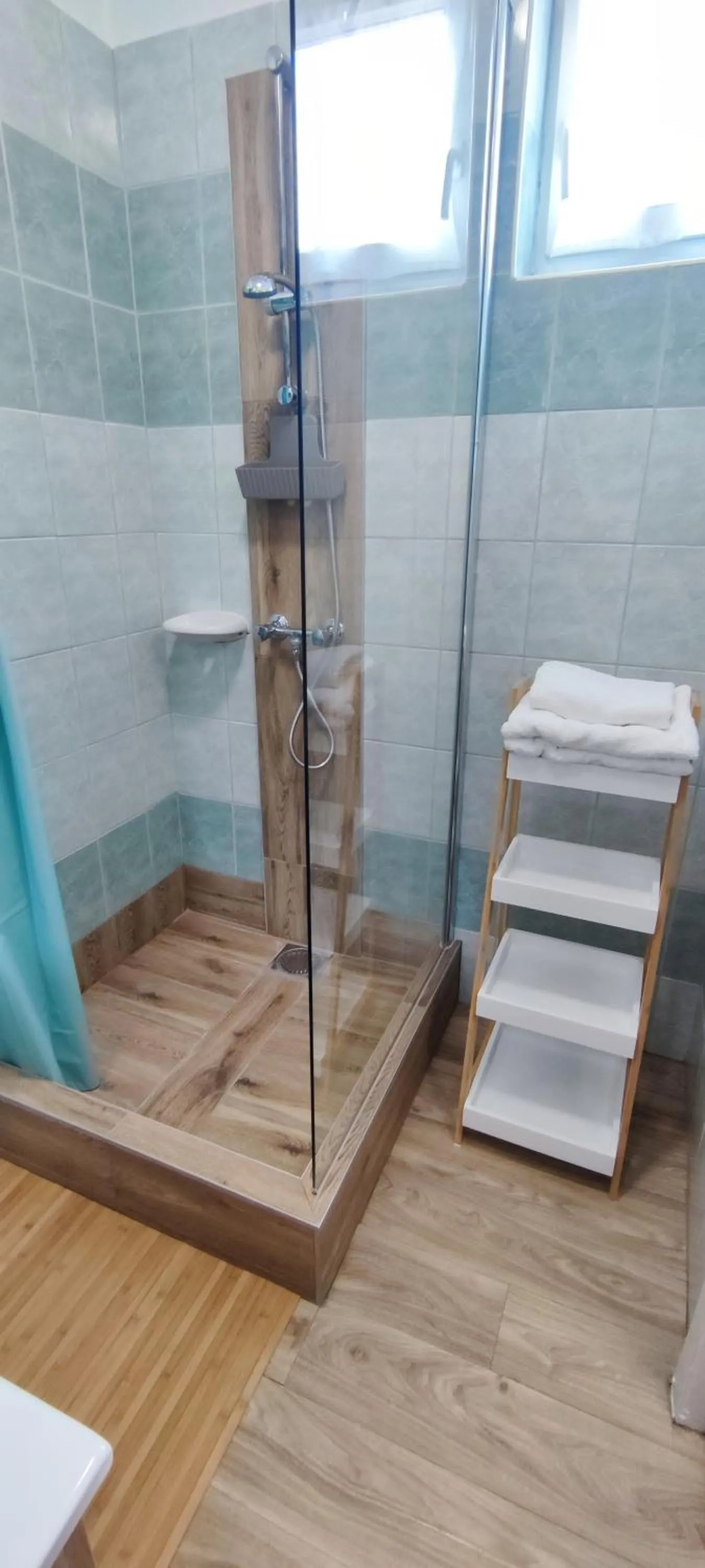 Shower in Nova Suites