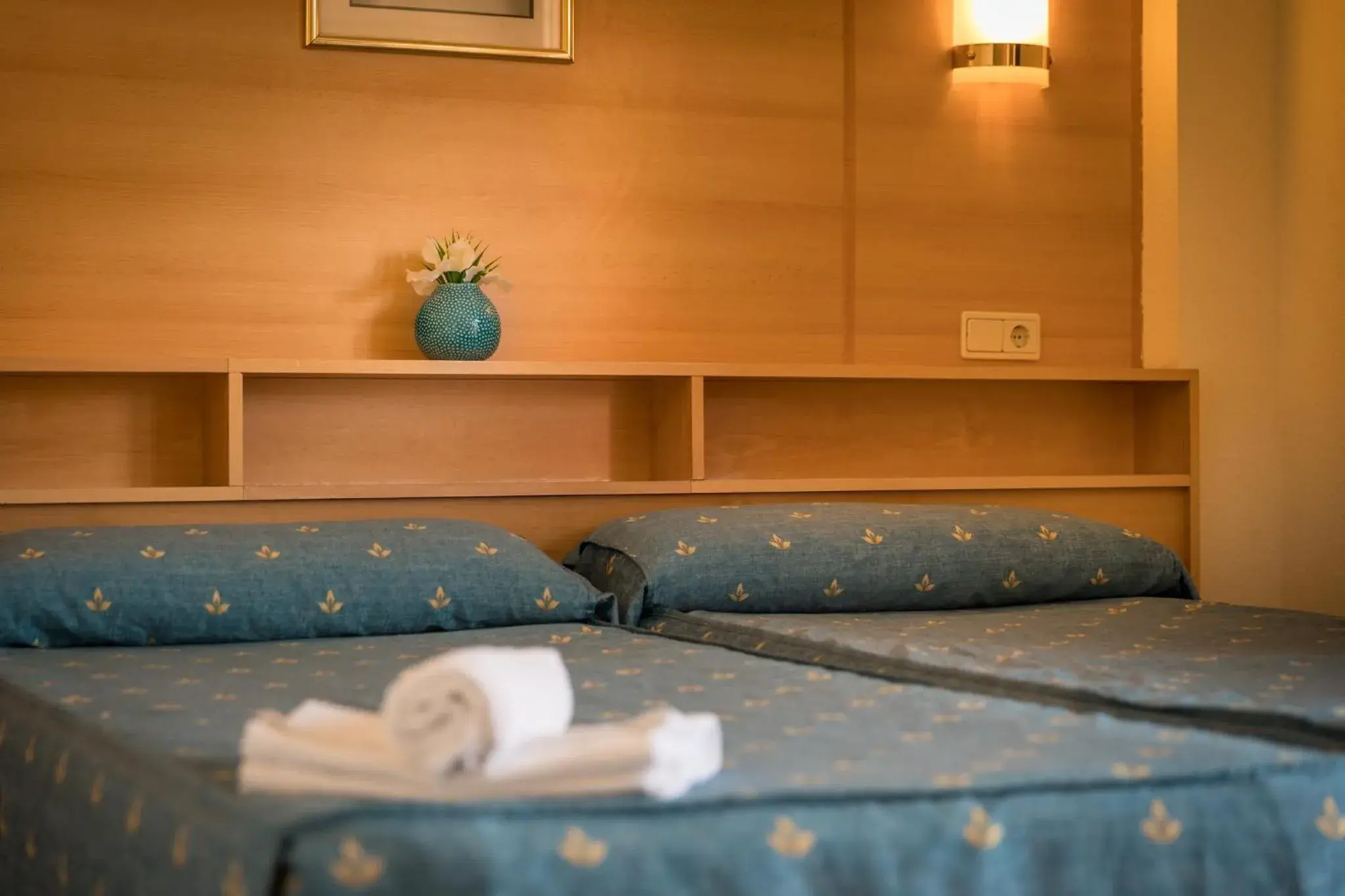 Bedroom, Bed in htop Summer Sun #htopEnjoy Bedroom, Bed in htop Summer Sun #htopEnjoy