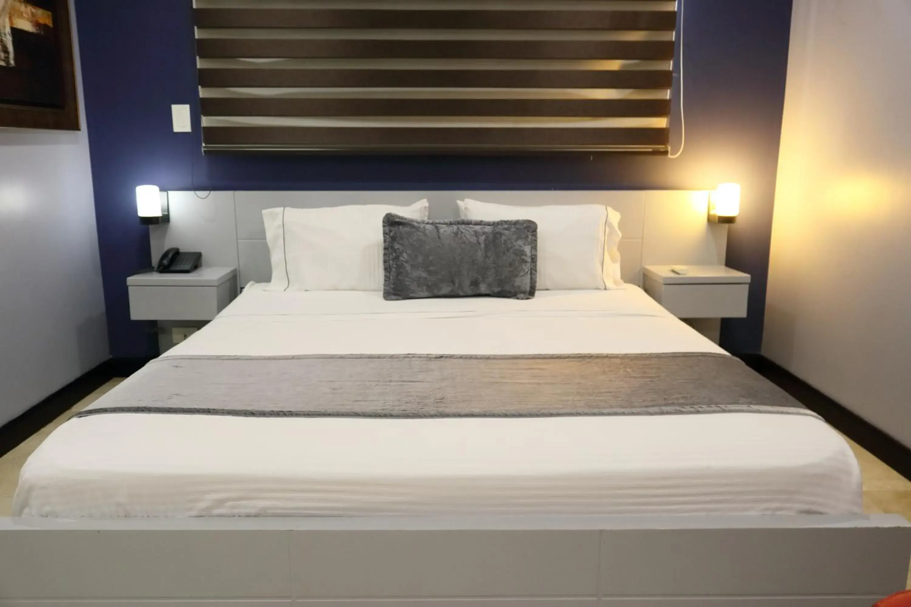 Photo of the whole room, Bed in Hotel Lleras 10 Photo of the whole room, Bed in Hotel Lleras 10