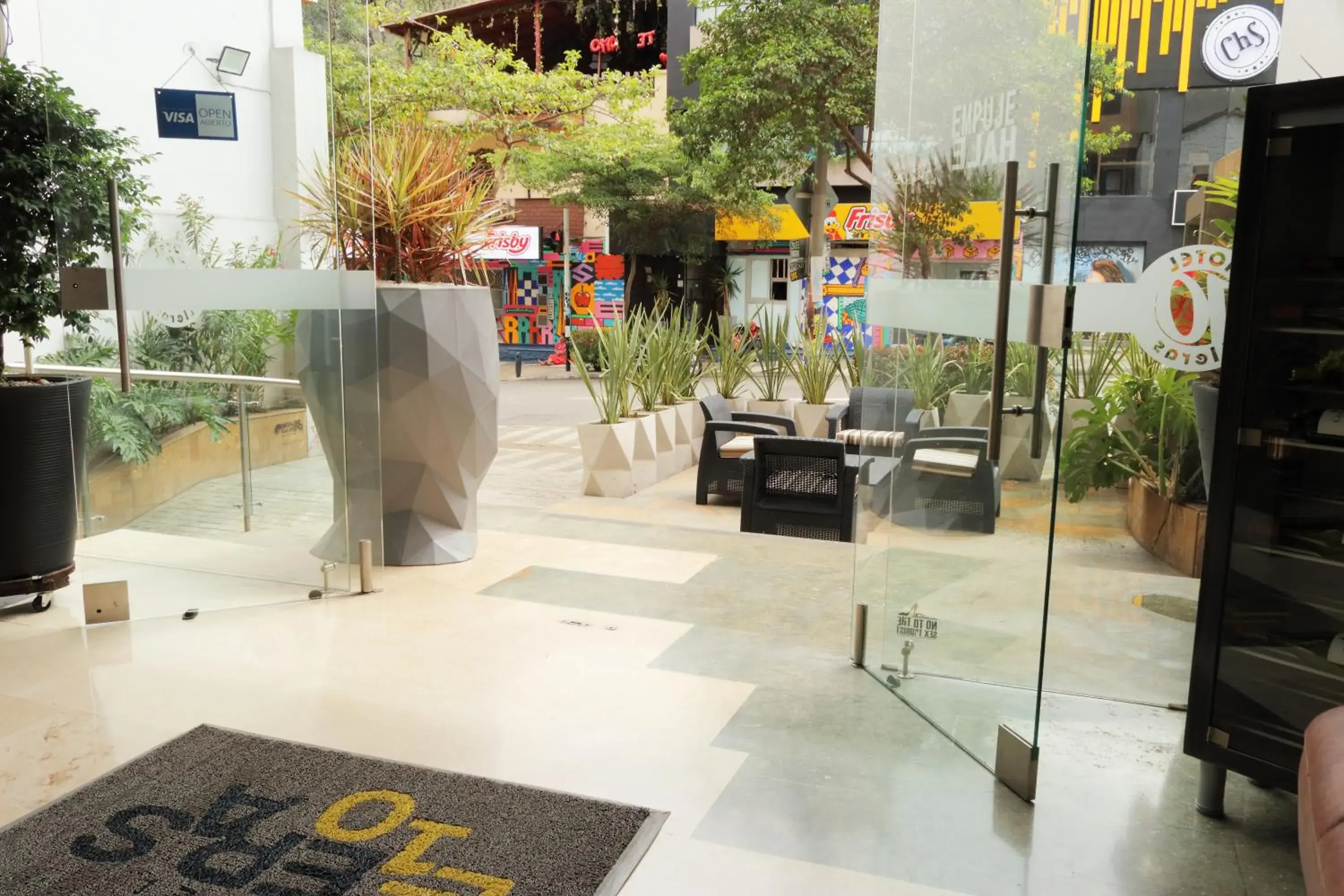 Property building in Hotel Lleras 10 Property building in Hotel Lleras 10