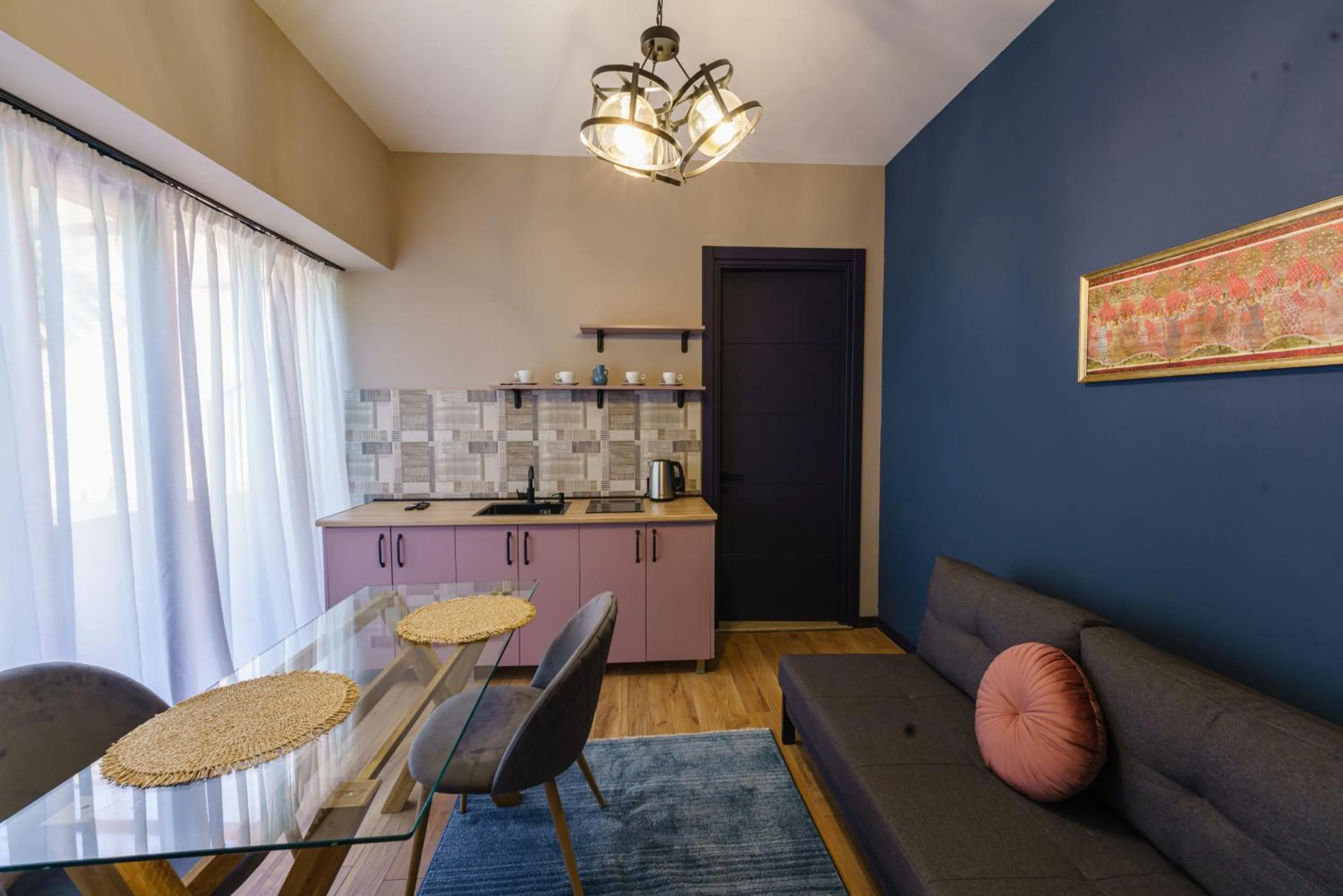 Deluxe Family Suite in ARAKI Sololaki
