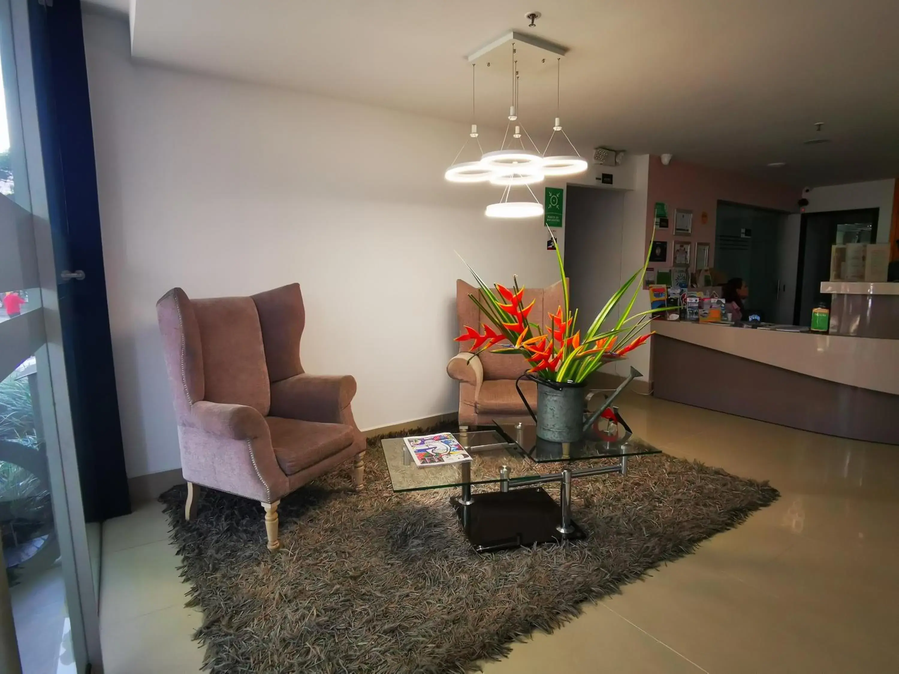 Living room in Hotel Lleras Express Living room in Hotel Lleras Express