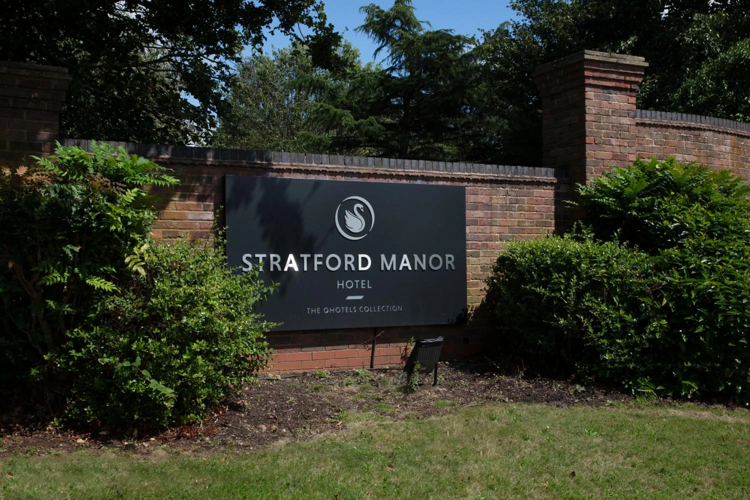 Property logo or sign in Stratford Manor Hotel