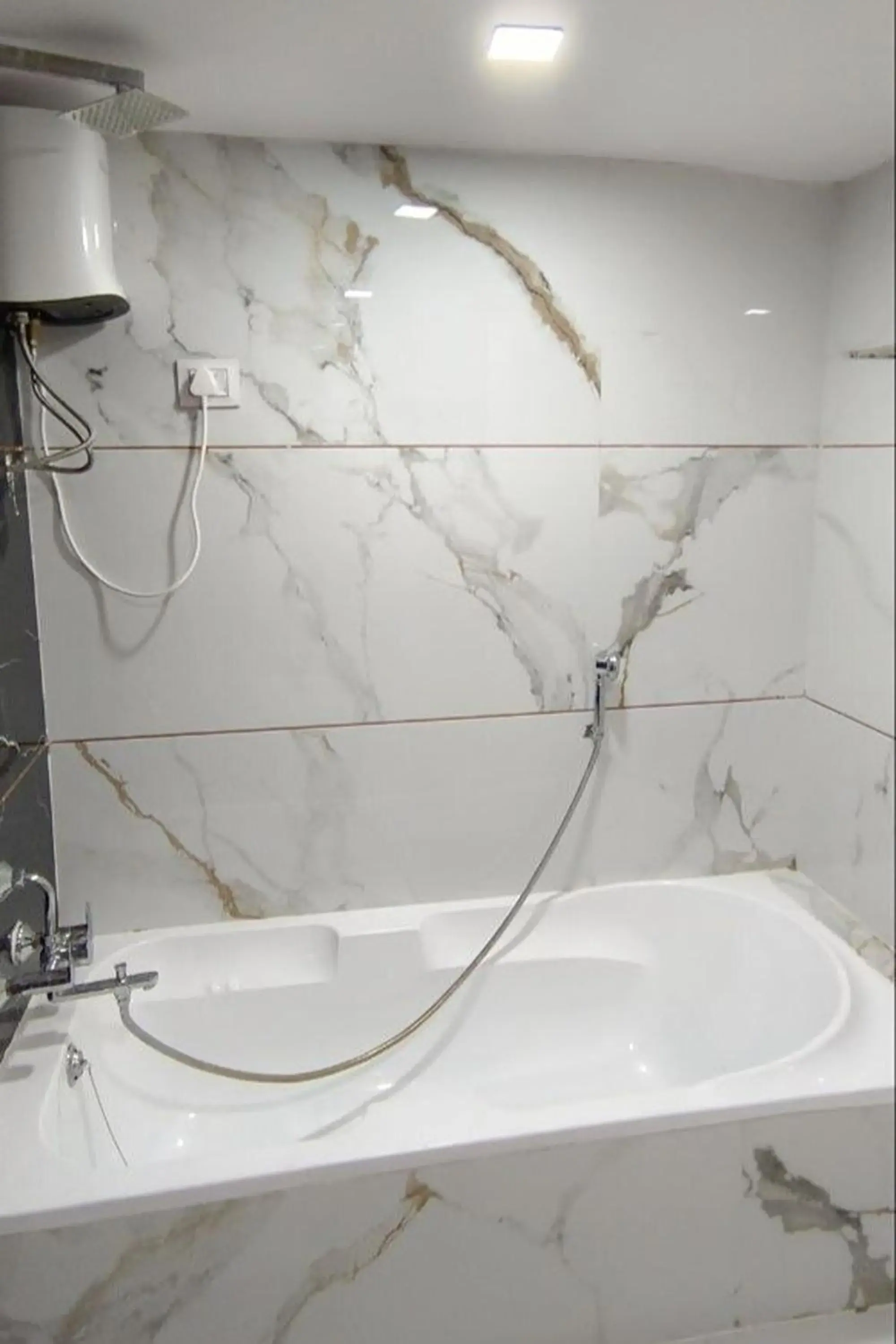 Bathroom in Hotel Matrix Inn Bathroom in Hotel Matrix Inn