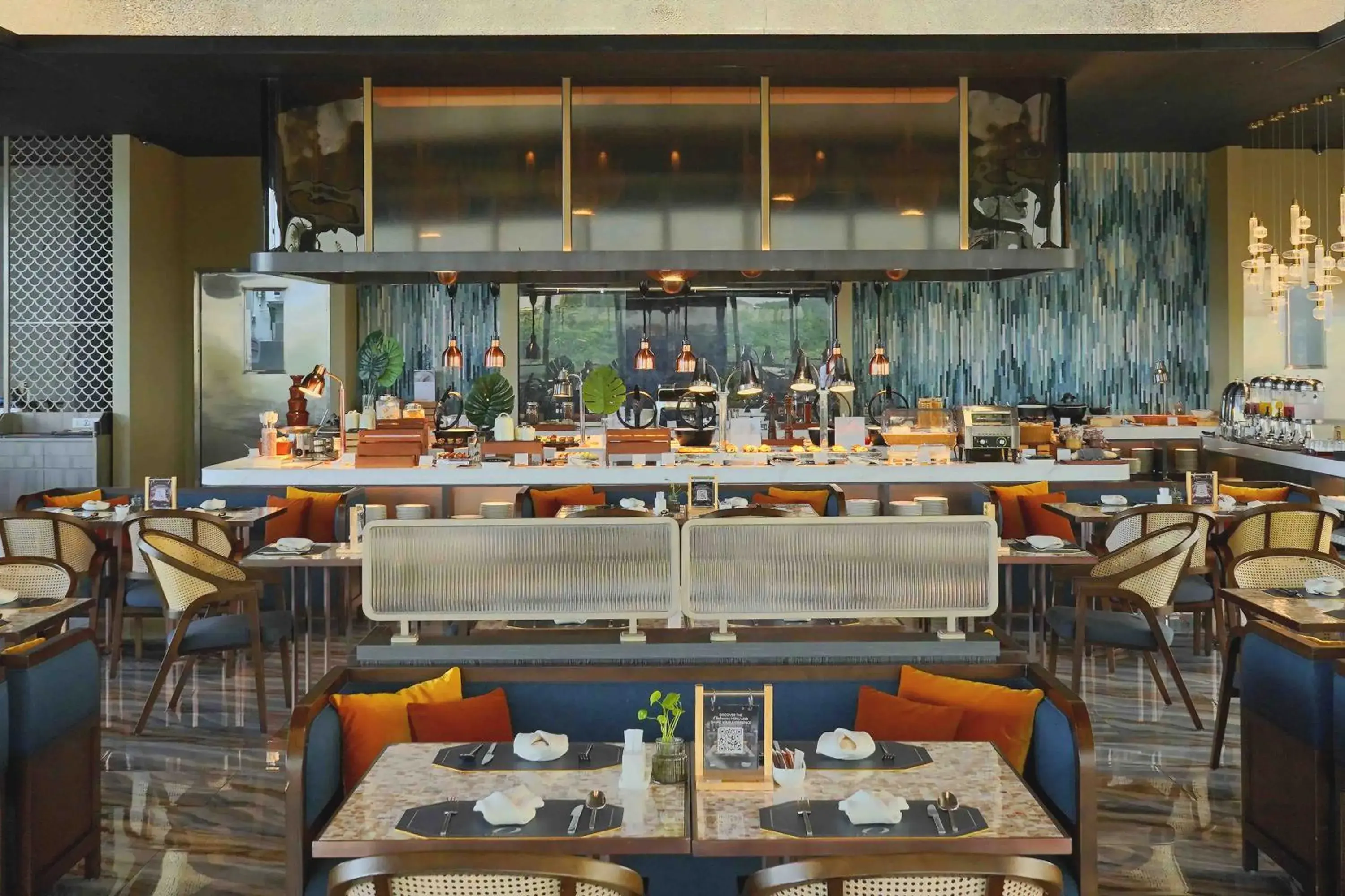 Restaurant/places to eat in Oakwood Hotel & Apartments Grand Batam Restaurant/places to eat in Oakwood Hotel & Apartments Grand Batam