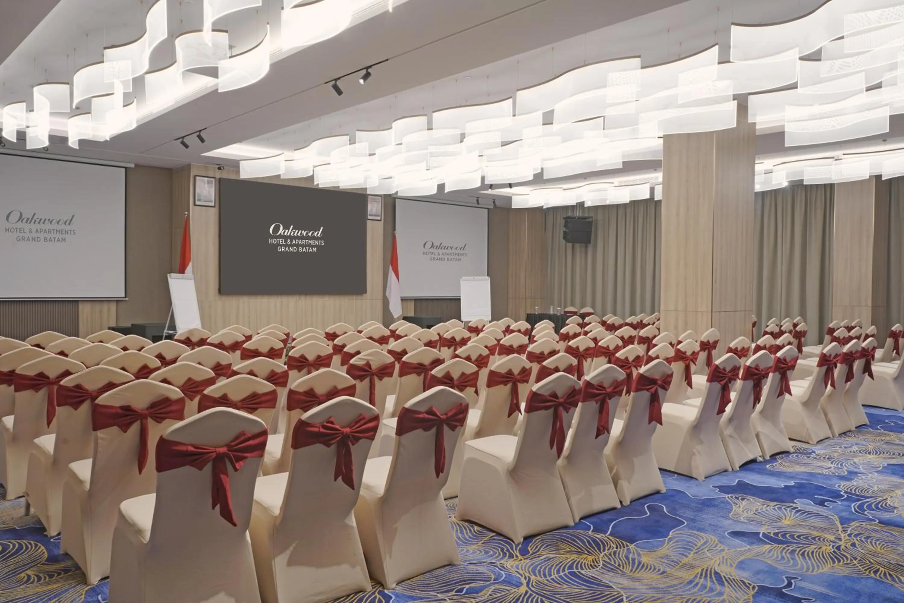 Meeting/conference room in Oakwood Hotel & Apartments Grand Batam