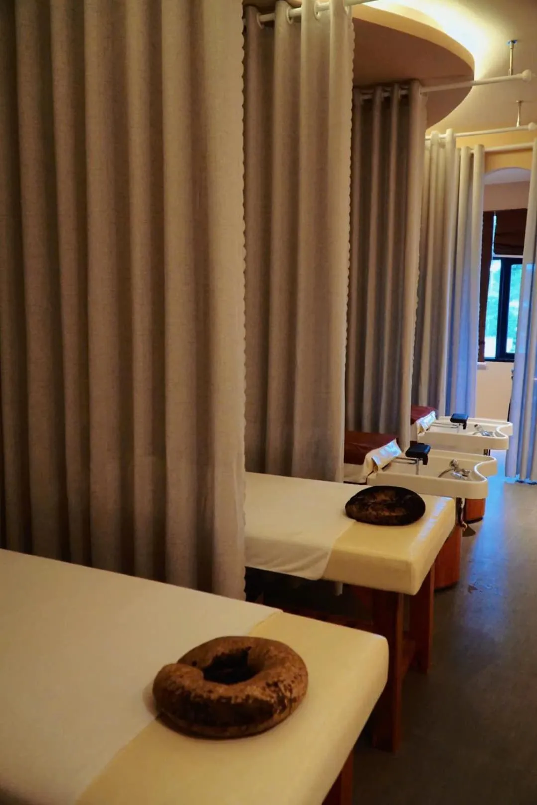 Spa and wellness centre/facilities in The Manor Villas Da Lat