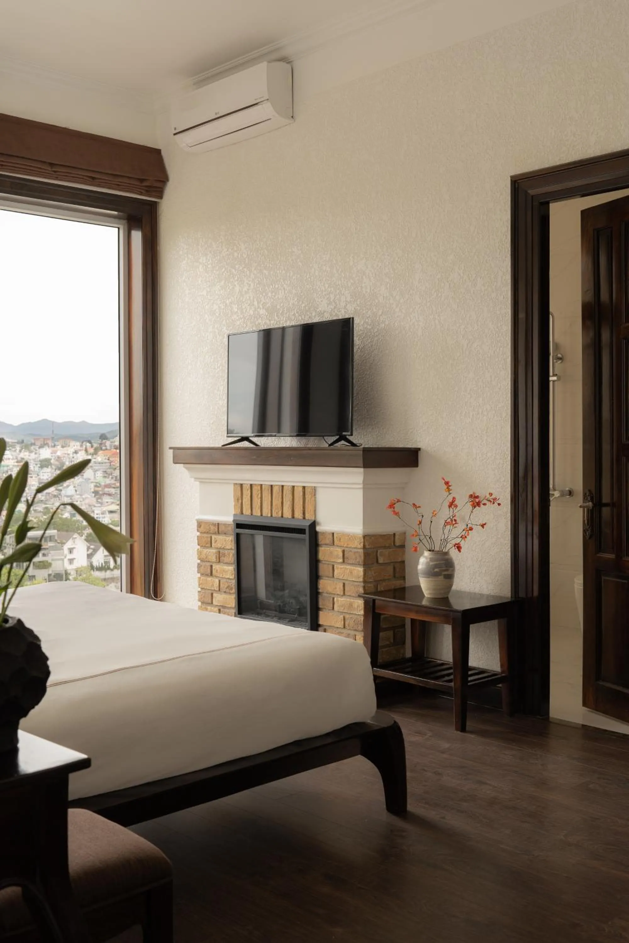 Bed in The Manor Villas Da Lat