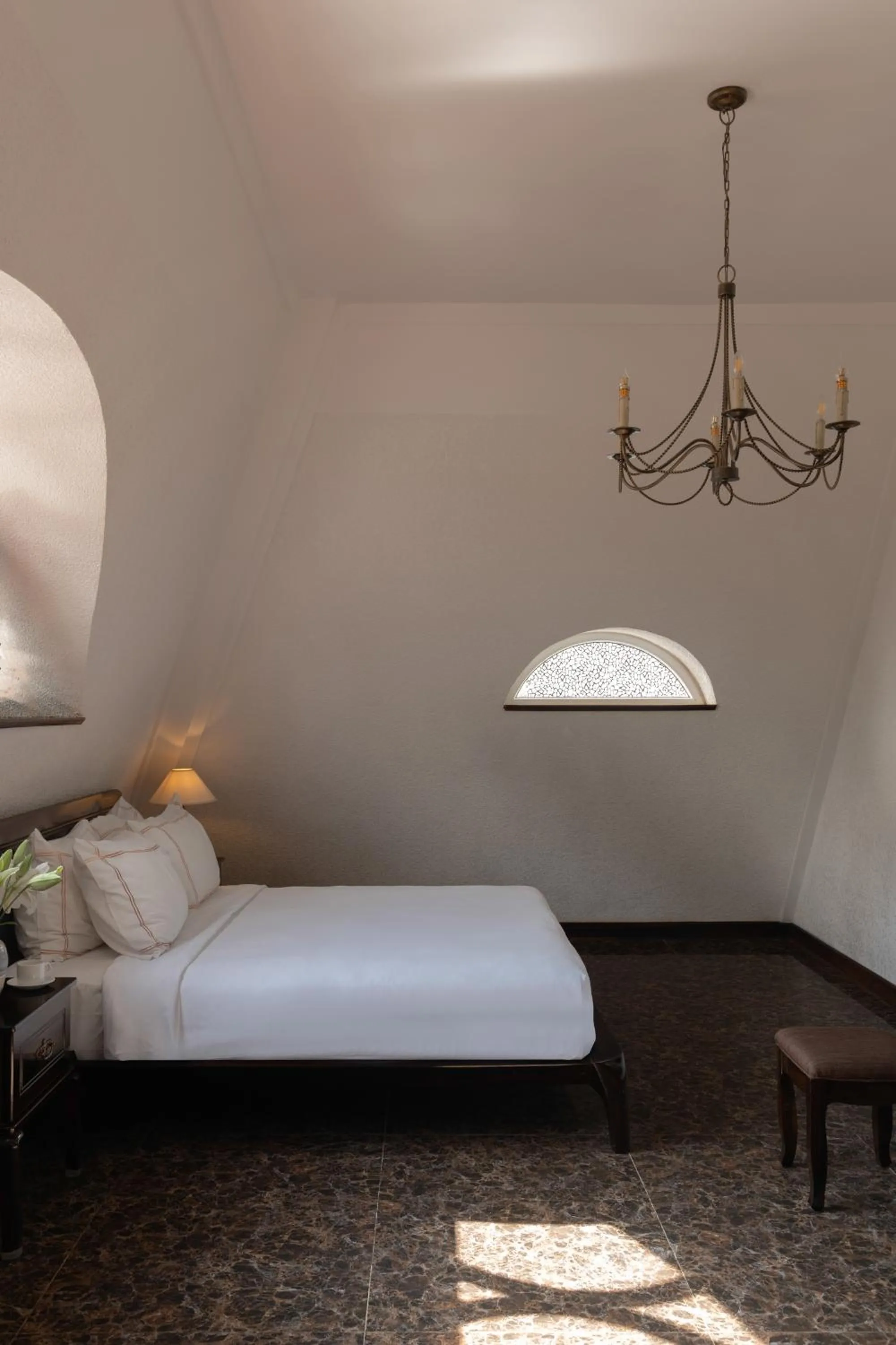 Bed in The Manor Villas Da Lat