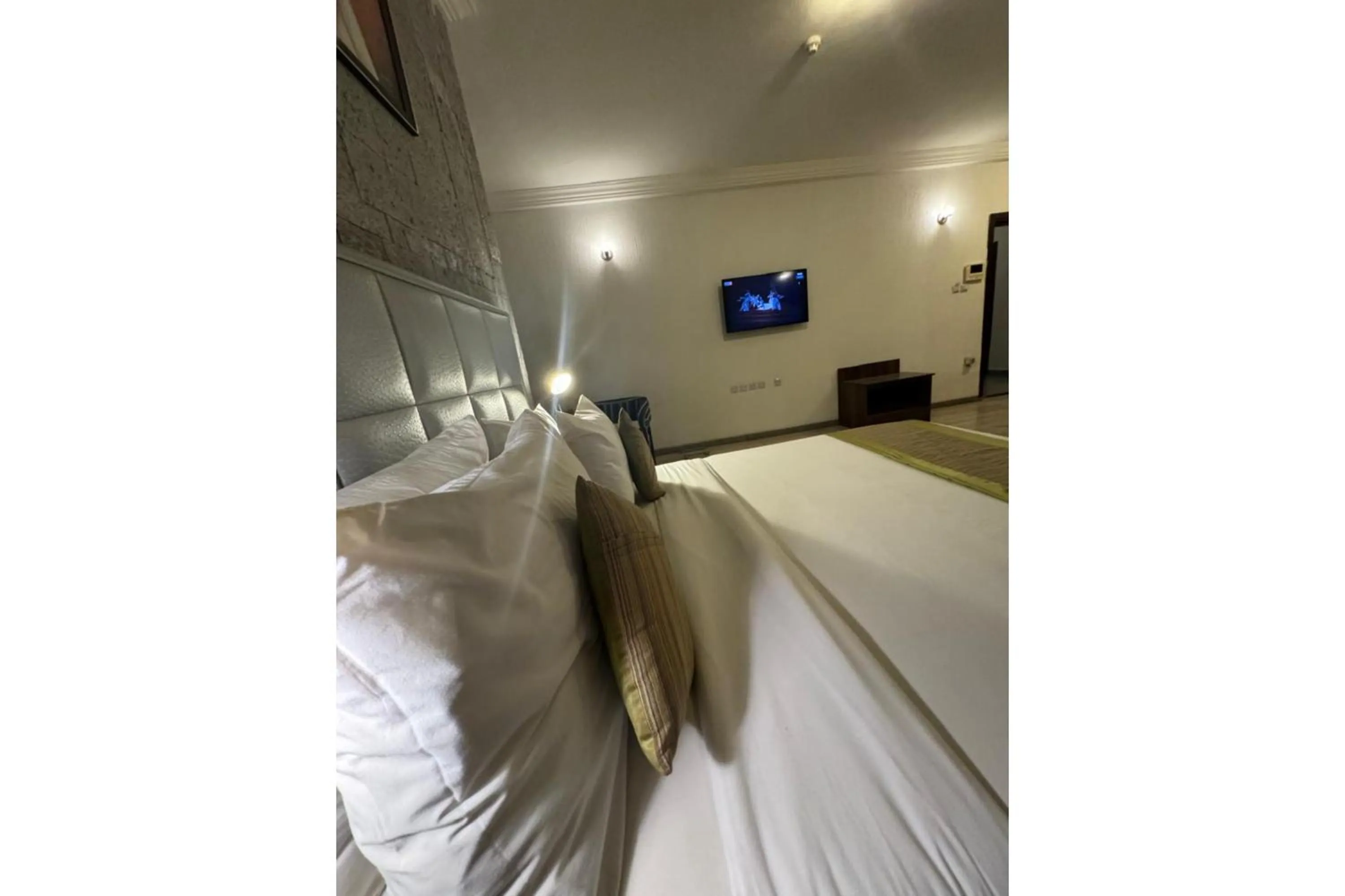 Bed in Sun Heaven Hotel & Resort Abuja