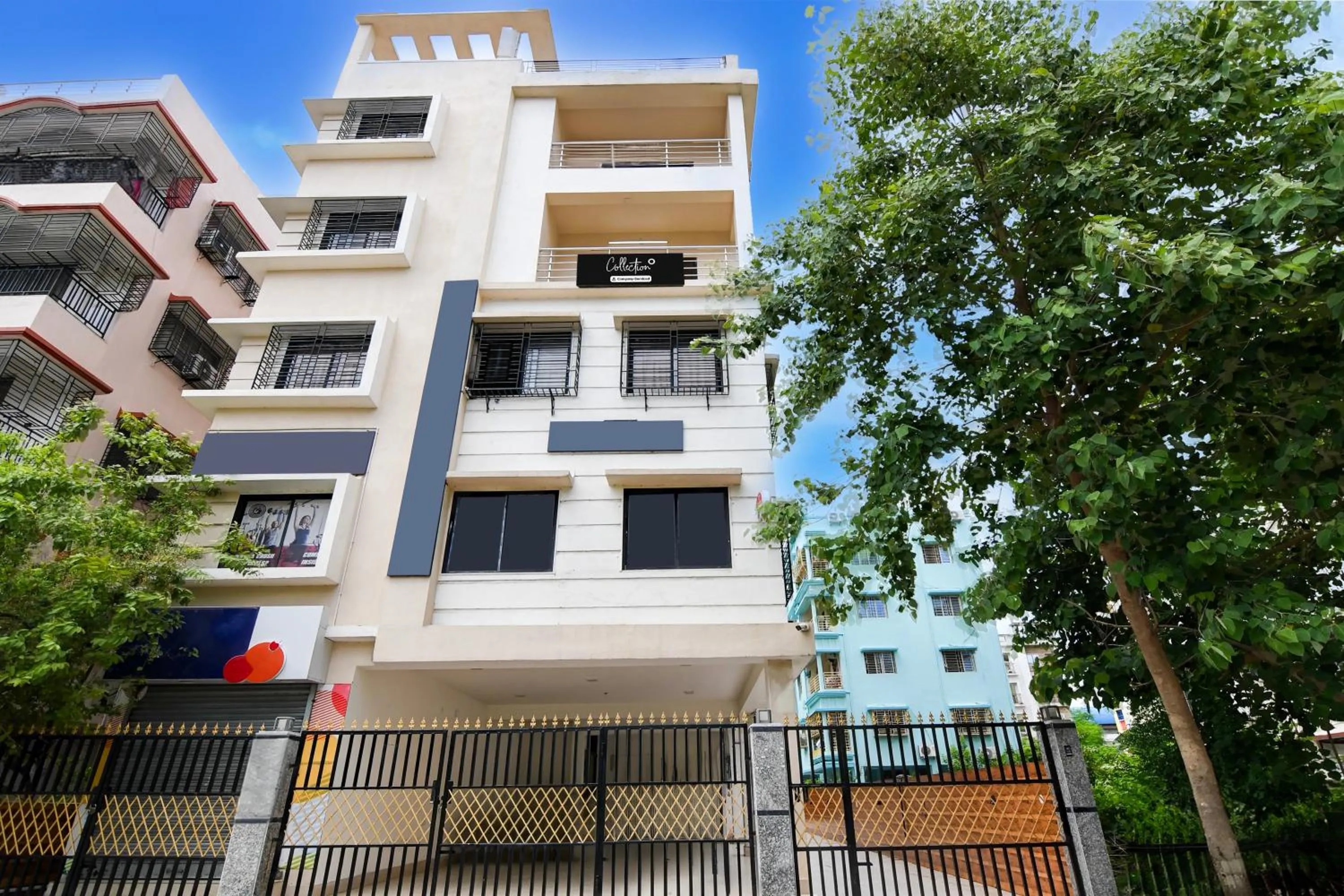 Facade/entrance in Super Collection O New Town AI Block