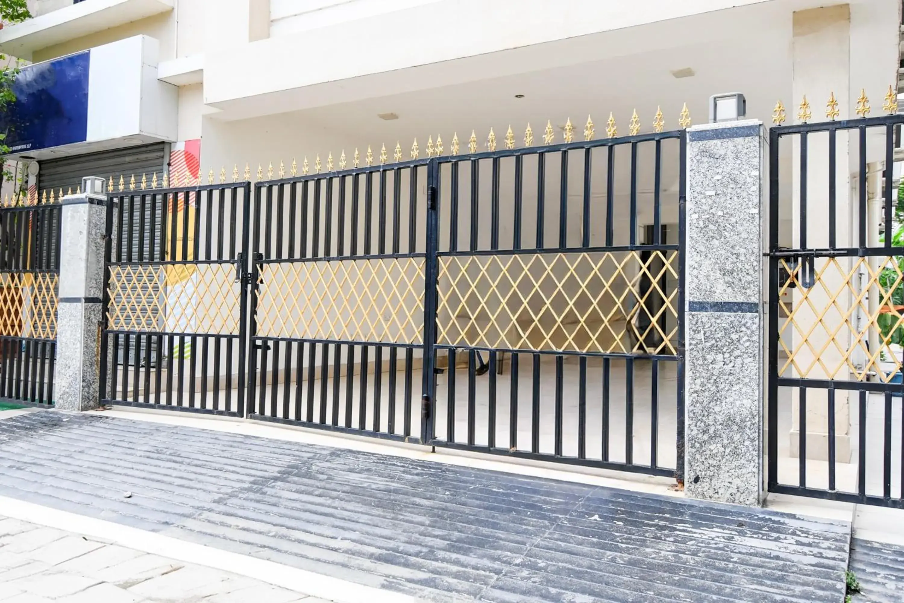 Facade/entrance in Super Collection O New Town AI Block Facade/entrance in Super Collection O New Town AI Block