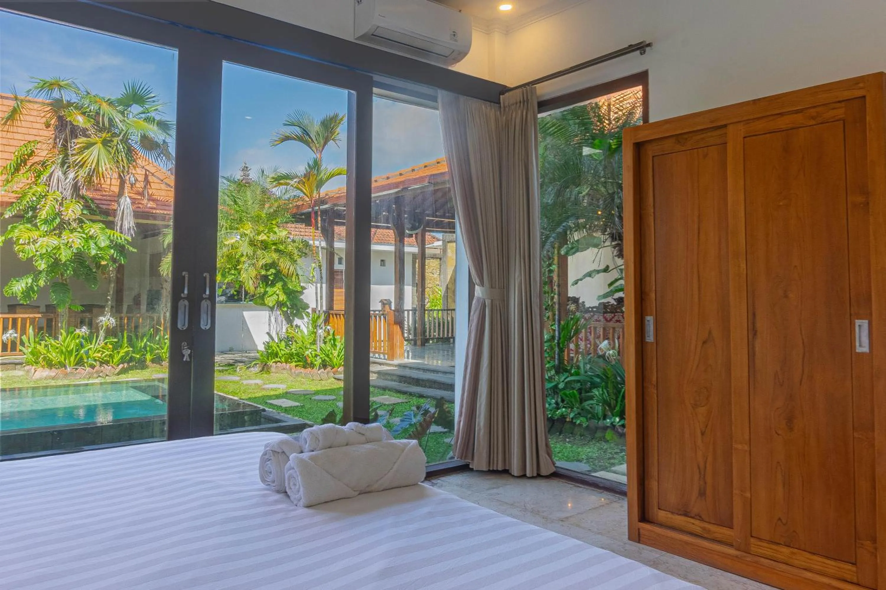 Bed in Lavender - Gumicik, Ketewel