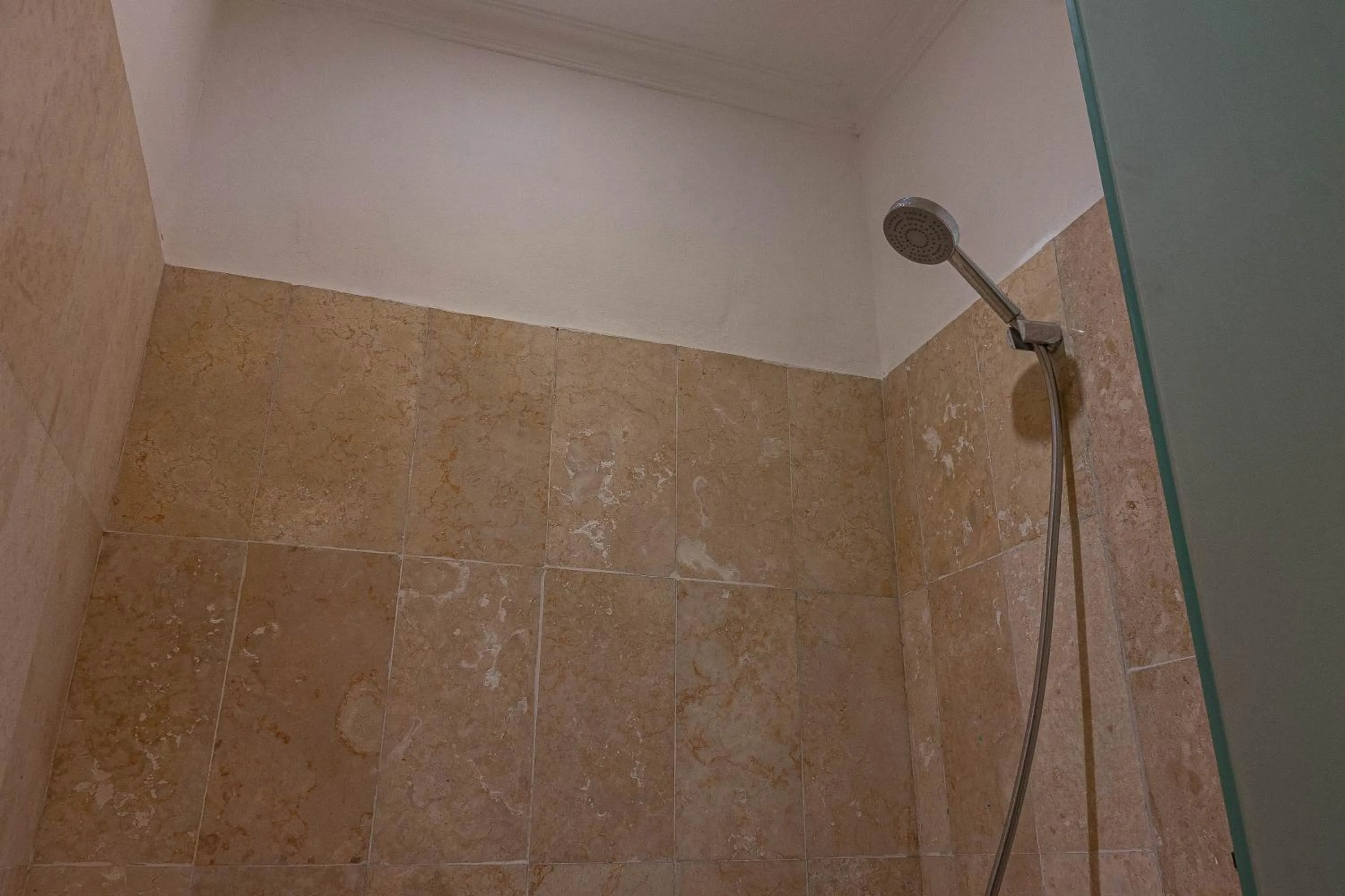 Shower in Lavender - Gumicik, Ketewel