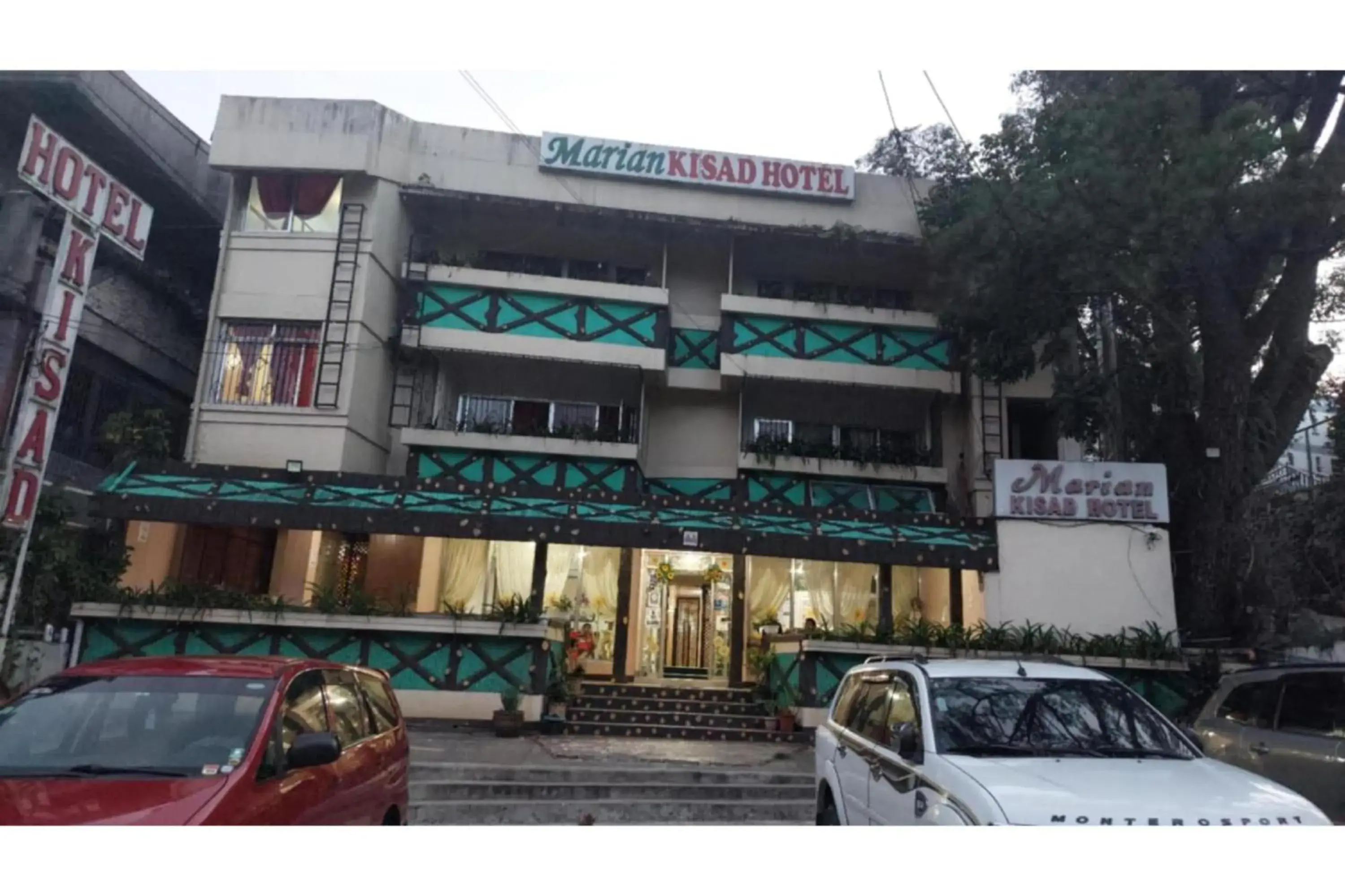 Property building in Marian Kisad Hotel Property building in Marian Kisad Hotel