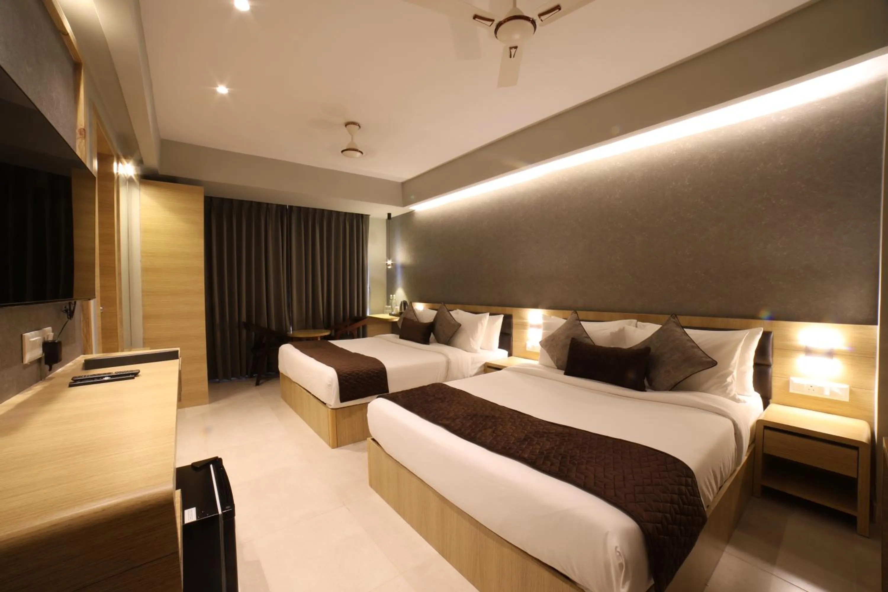 Bed in NORTHIN Hotel Kolkata Airport