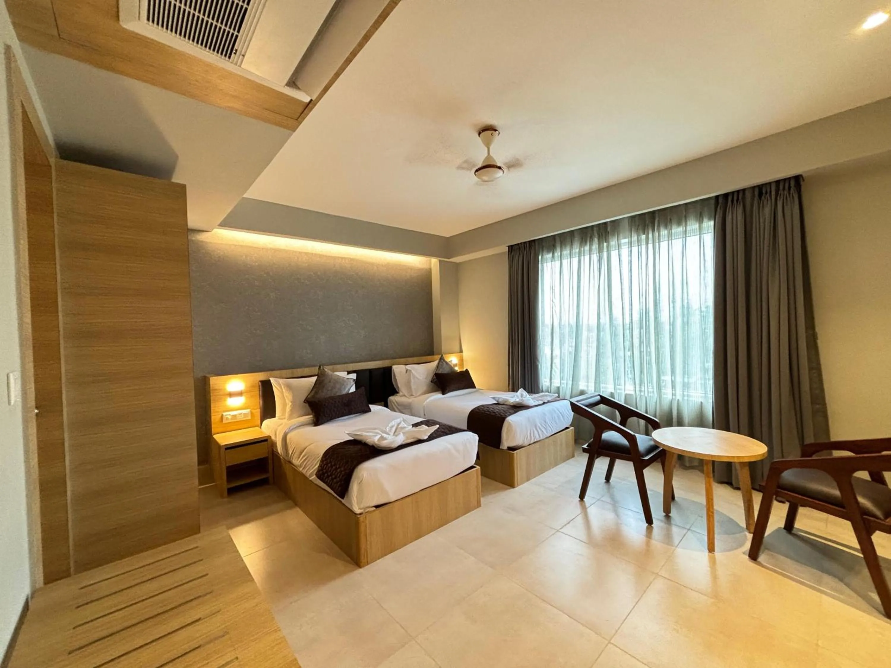 Bed in NORTHIN Hotel Kolkata Airport