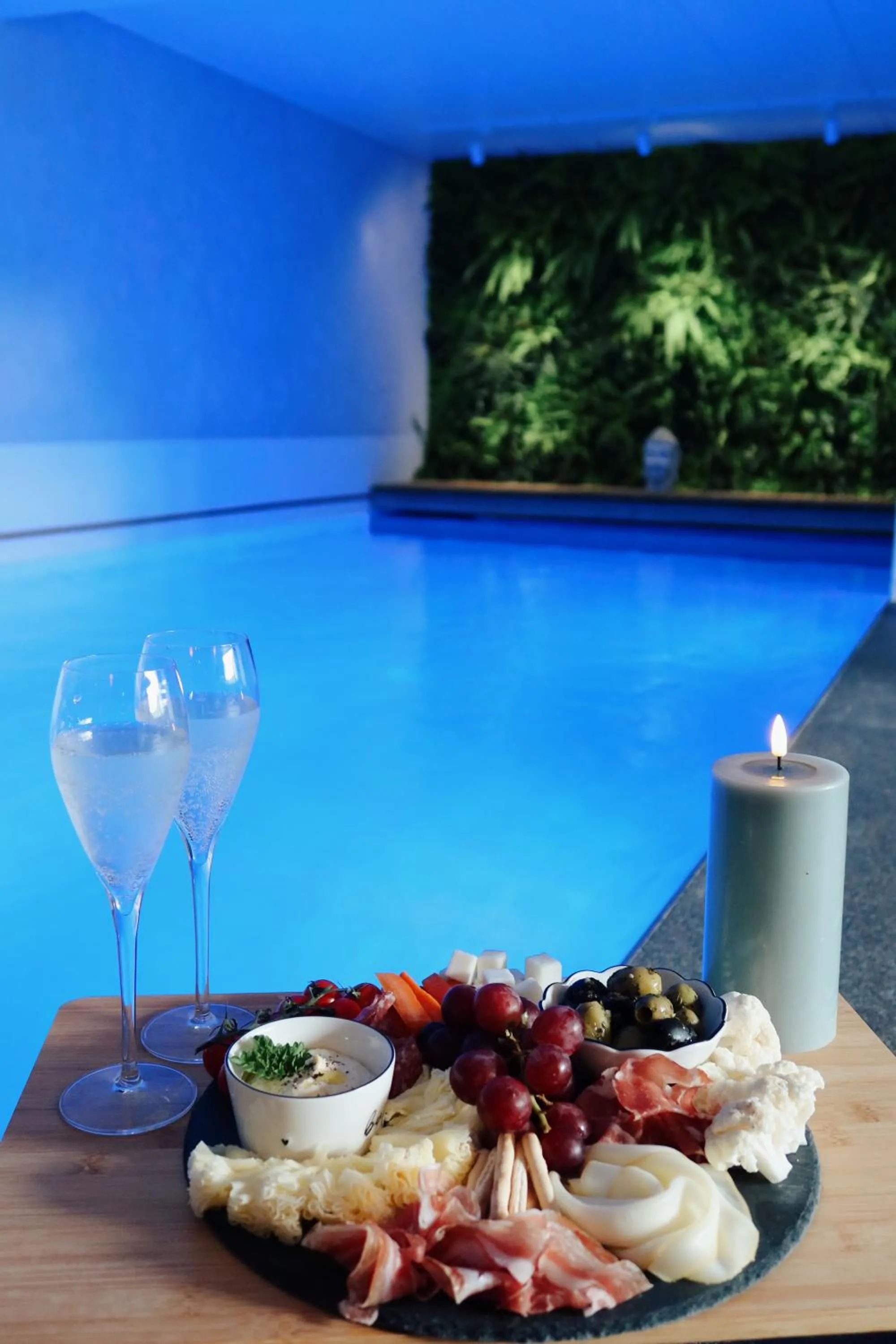 Swimming pool in La Chamallow Vachement Douillet