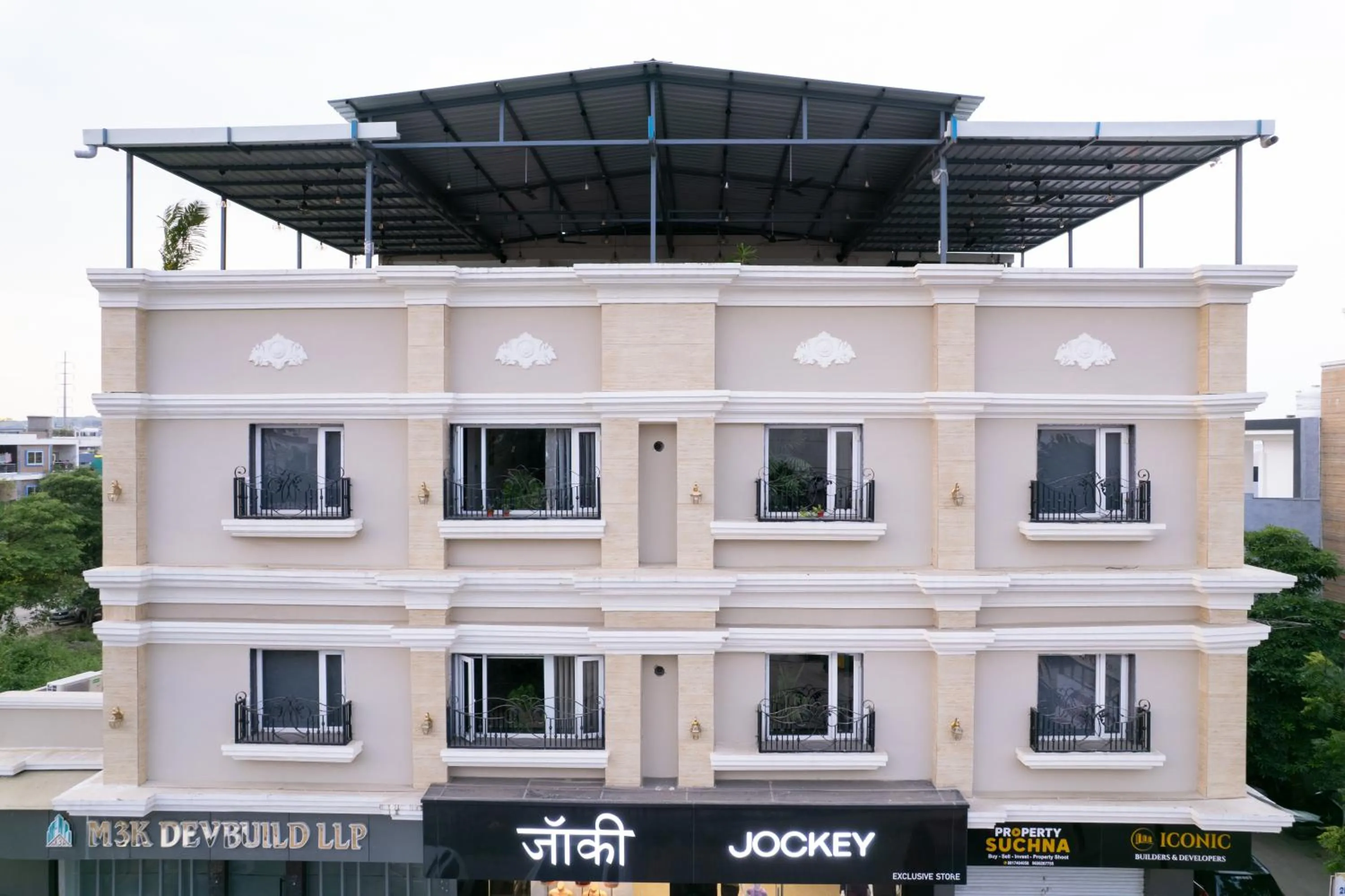 Pravasa Stay Near Luv Kush Square