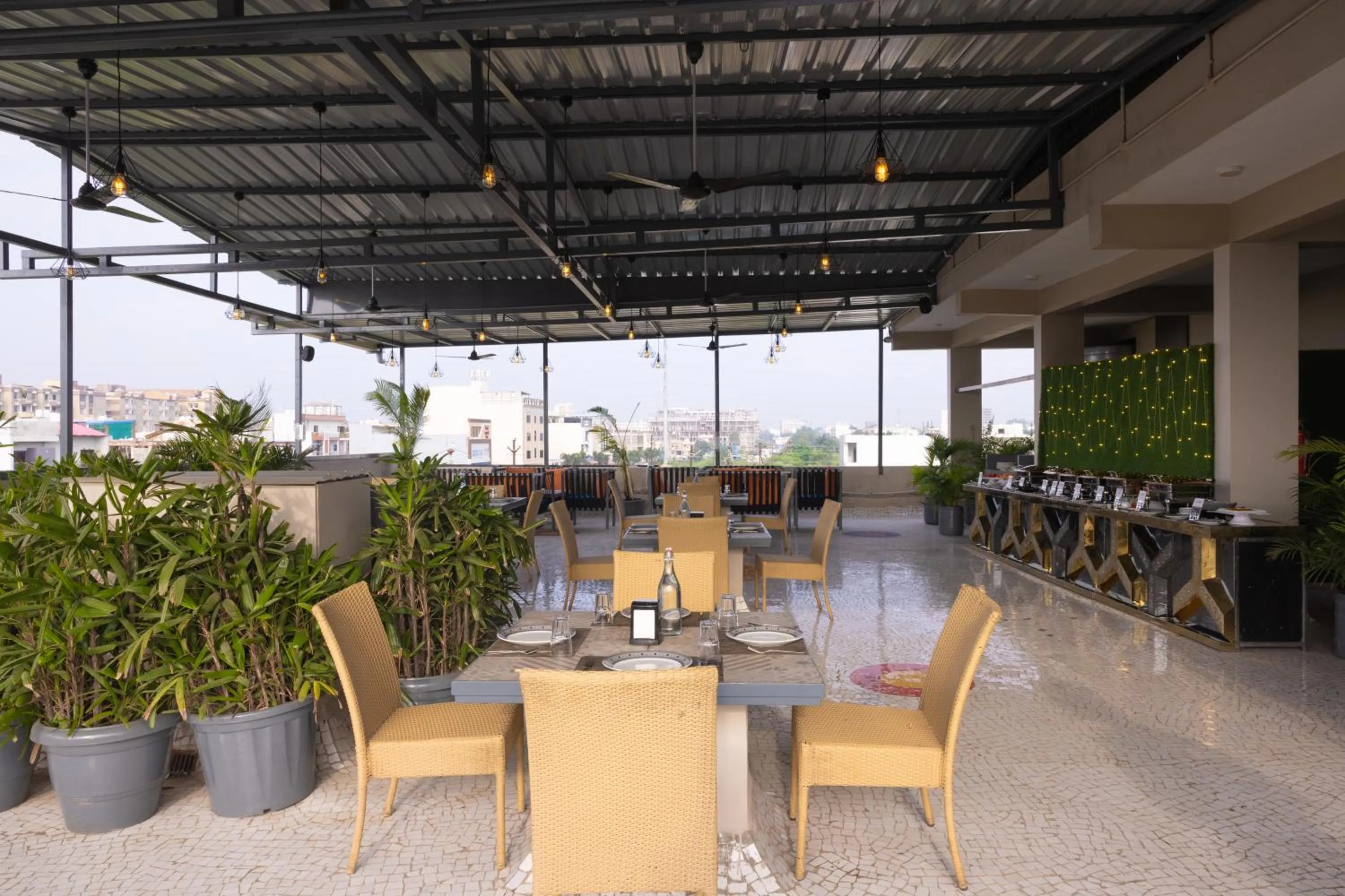 Pravasa Stay Near Luv Kush Square