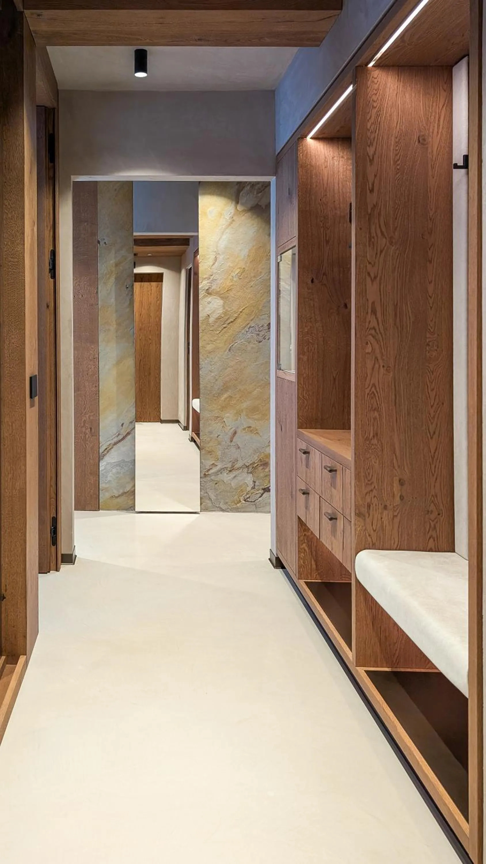 Photo of the whole room, Bed in Mohe Boutique Hotel