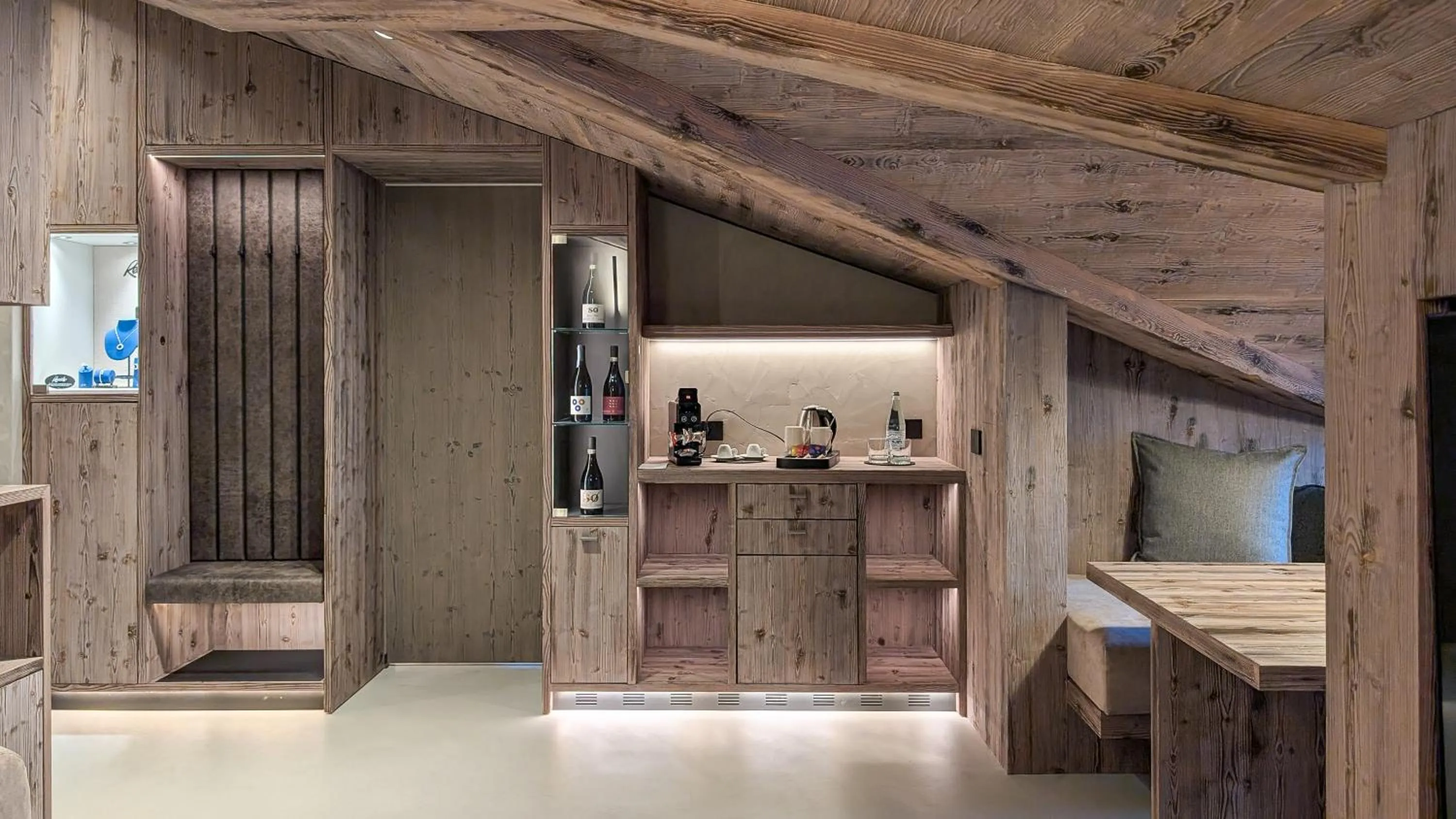 Coffee/tea facilities in Mohe Boutique Hotel